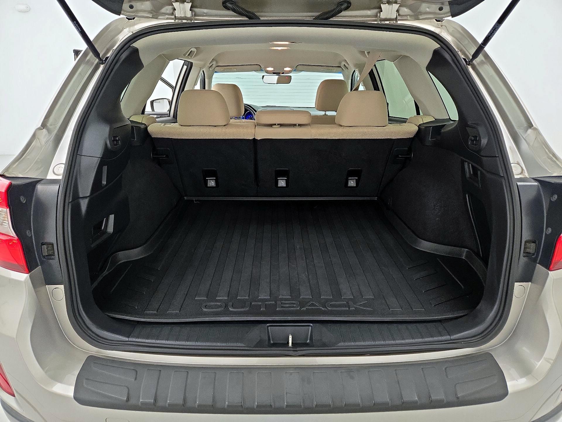 Thumbnail: 2017 Subaru Outback - 20