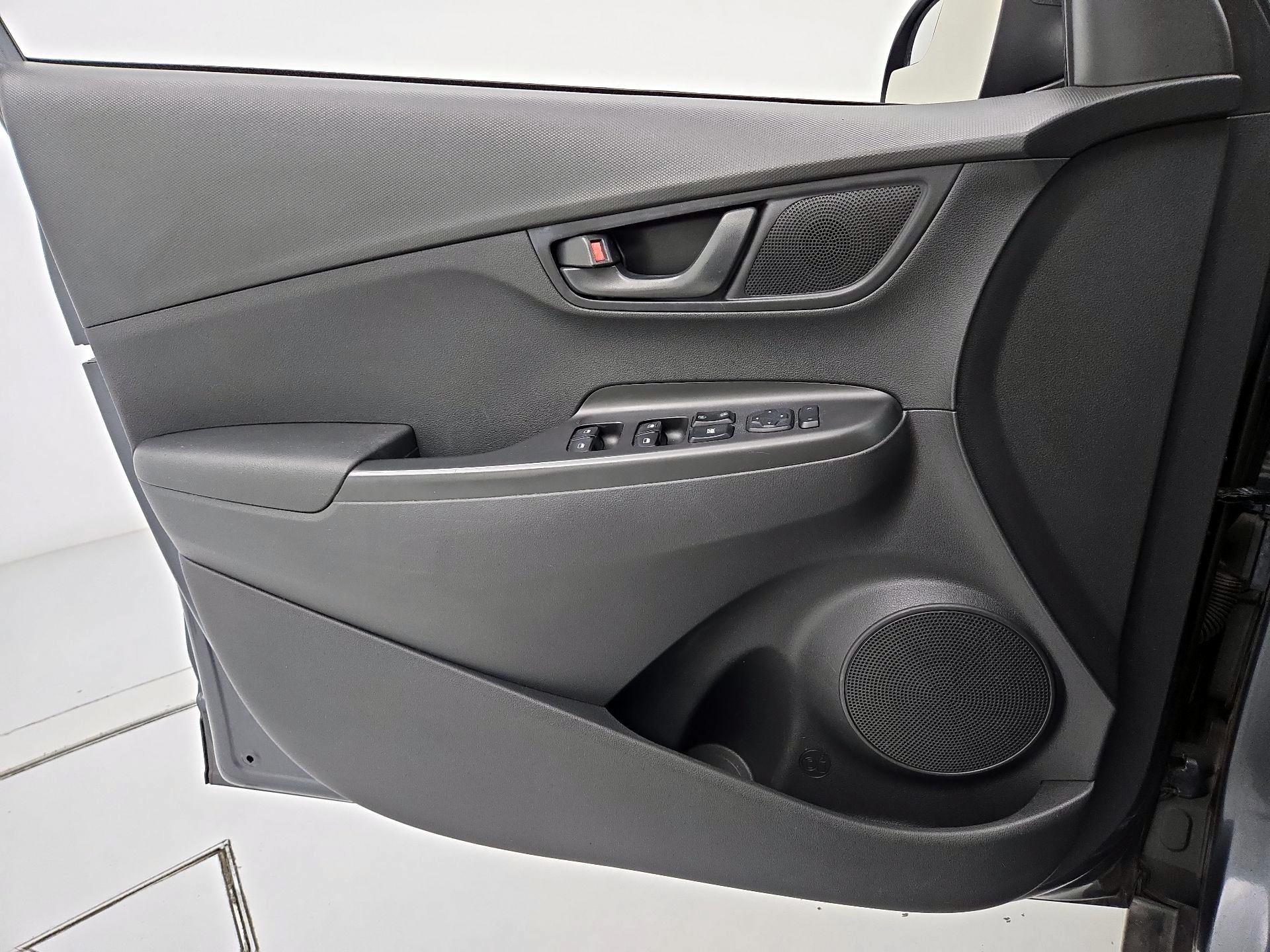 Thumbnail: 2022 Hyundai Kona - 12