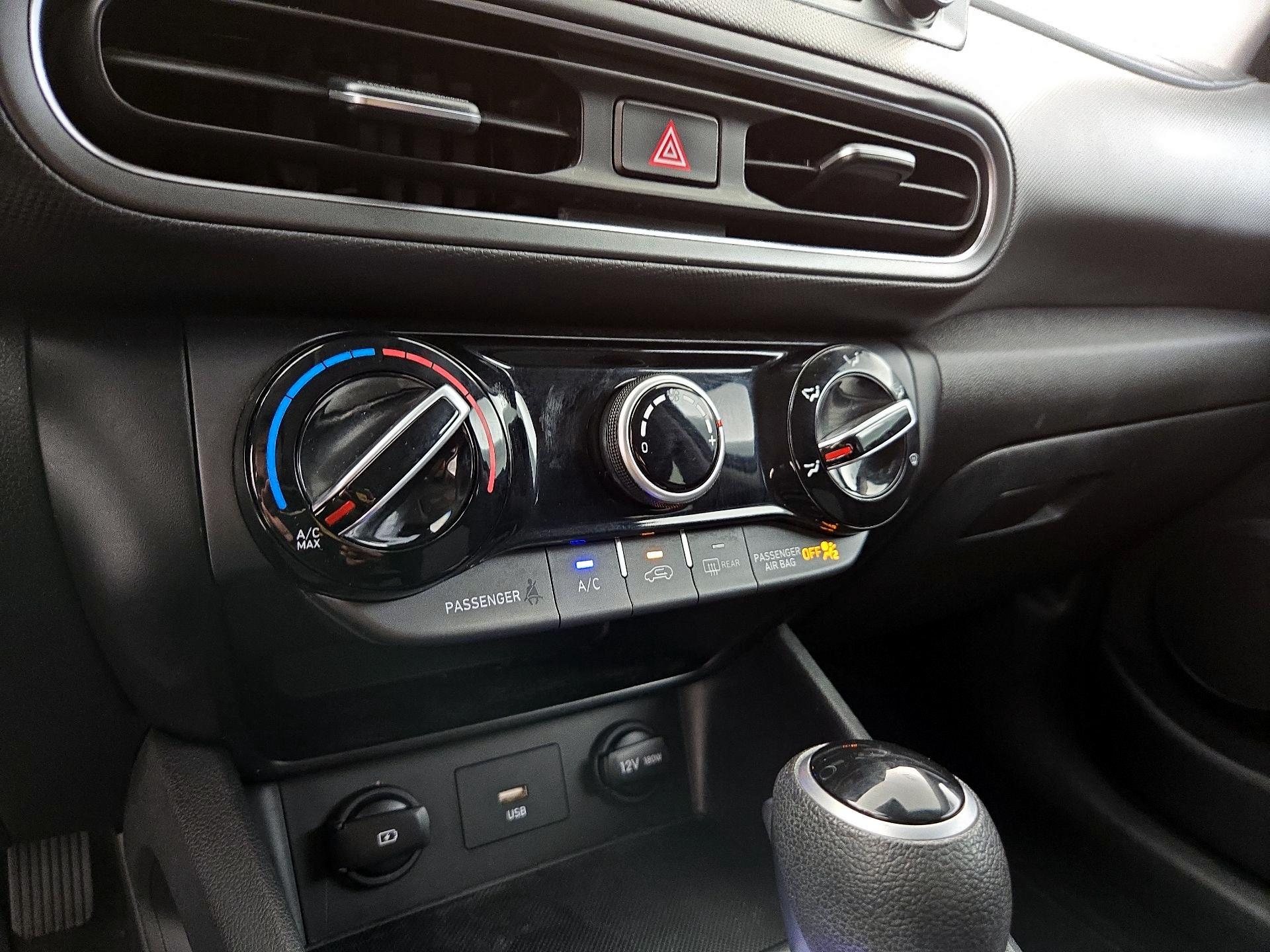 Thumbnail: 2022 Hyundai Kona - 16