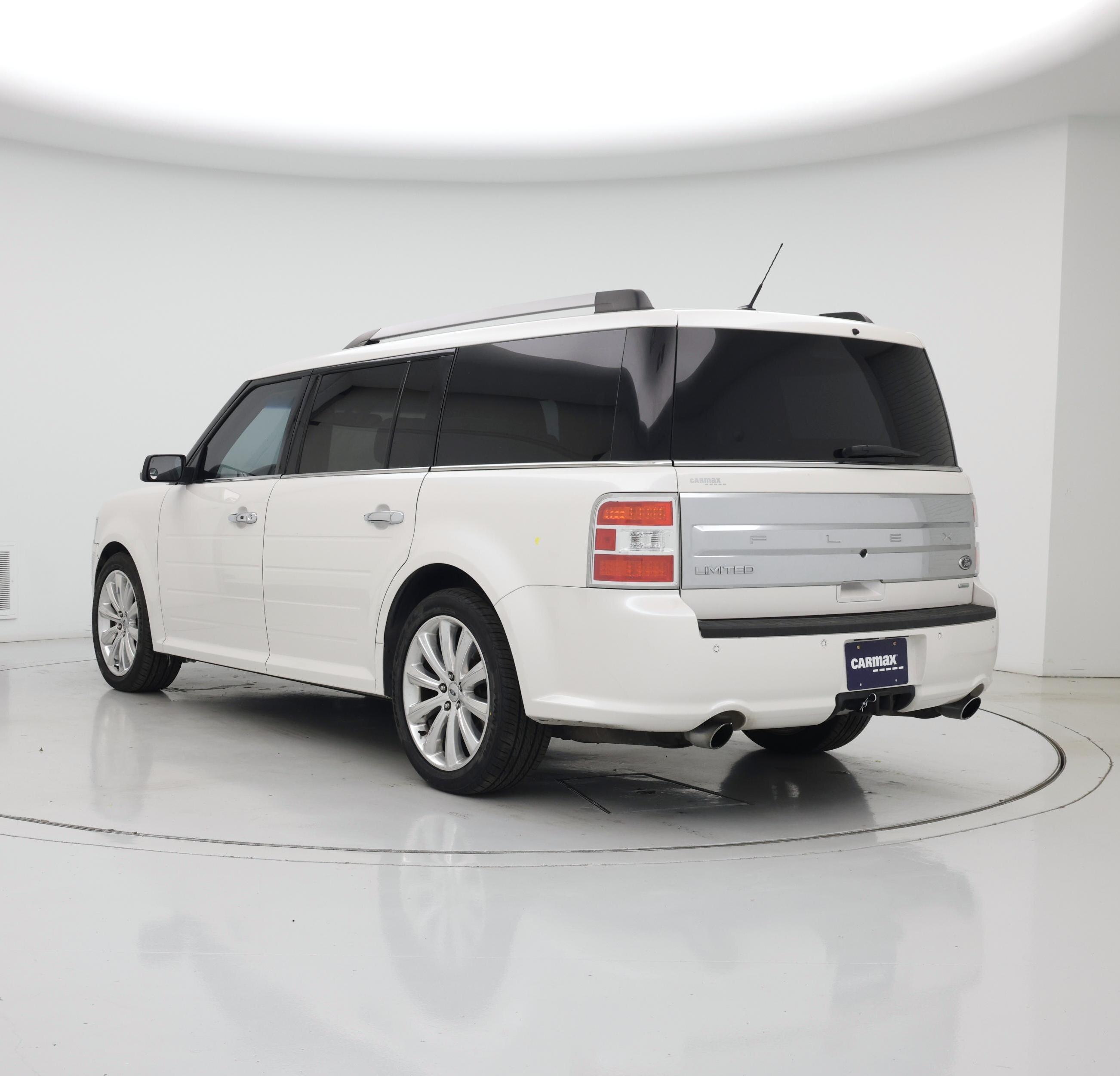 Thumbnail: 2015 Ford Flex - 2