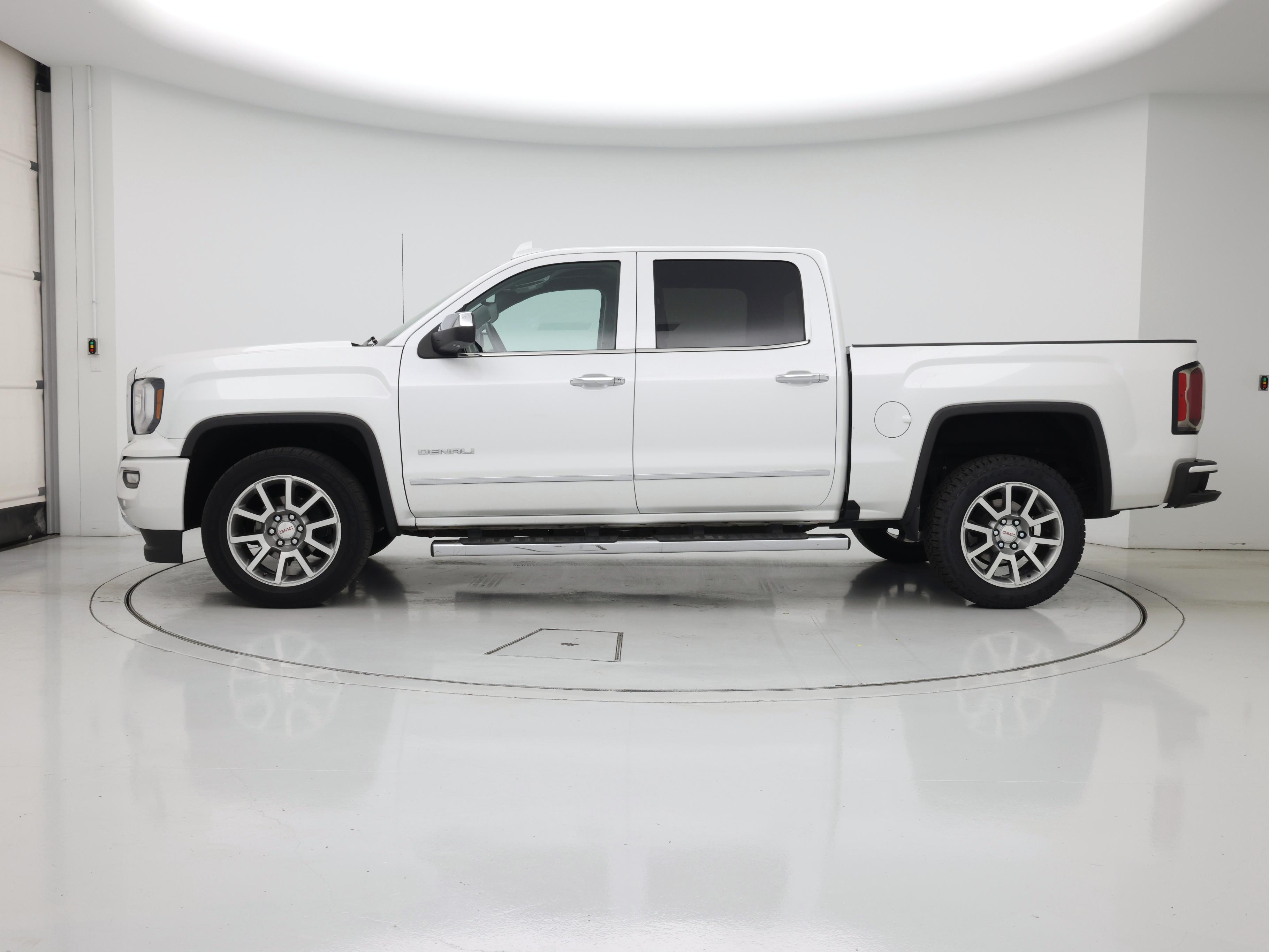 Thumbnail: 2018 GMC Sierra 1500 - 3