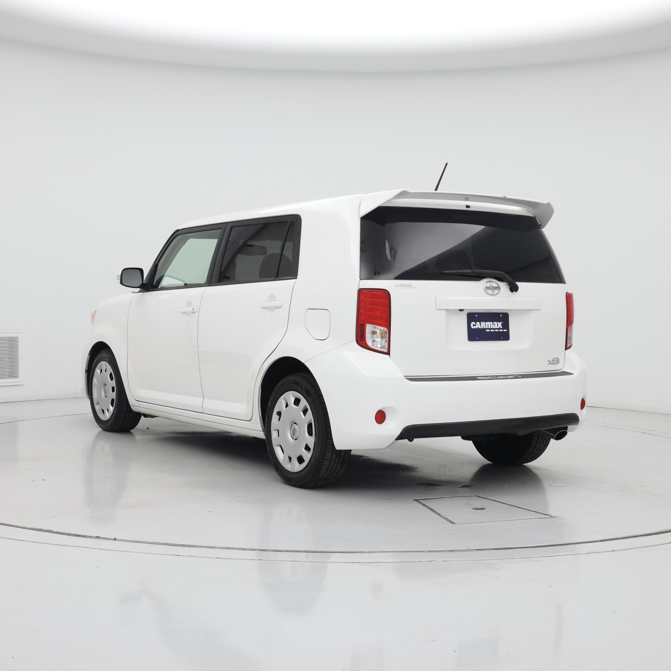 Thumbnail: 2015 Scion xB - 2