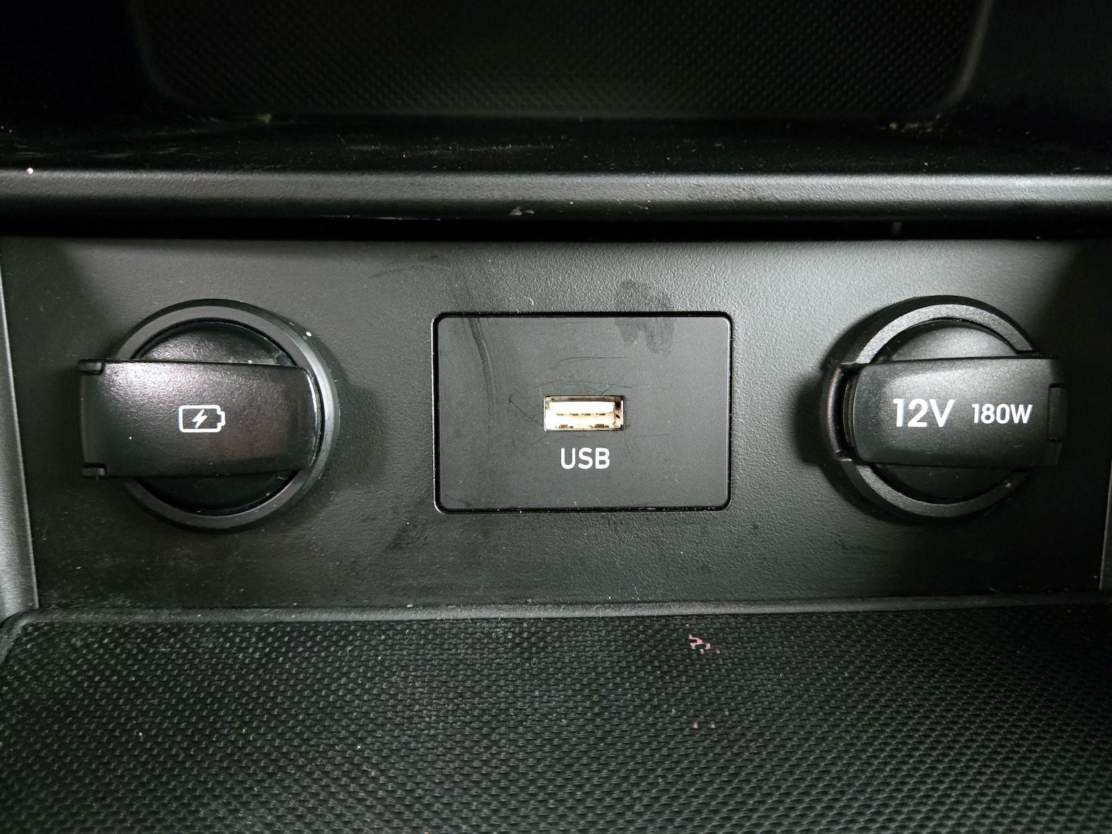 2023 Hyundai Kona SEL - Photo 19