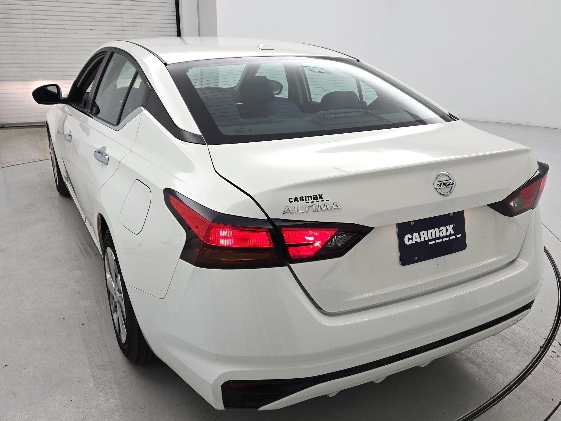 Thumbnail: 2020 Nissan Altima - 7