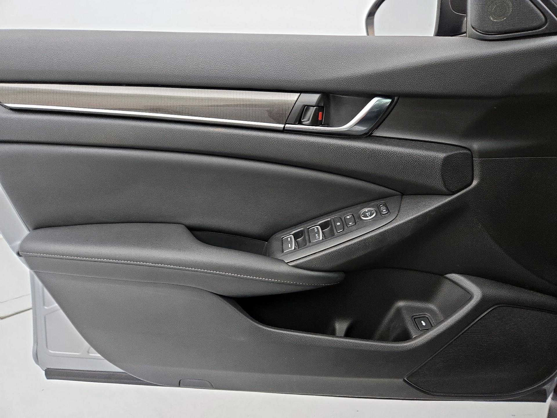 Thumbnail: 2022 Honda Accord - 12