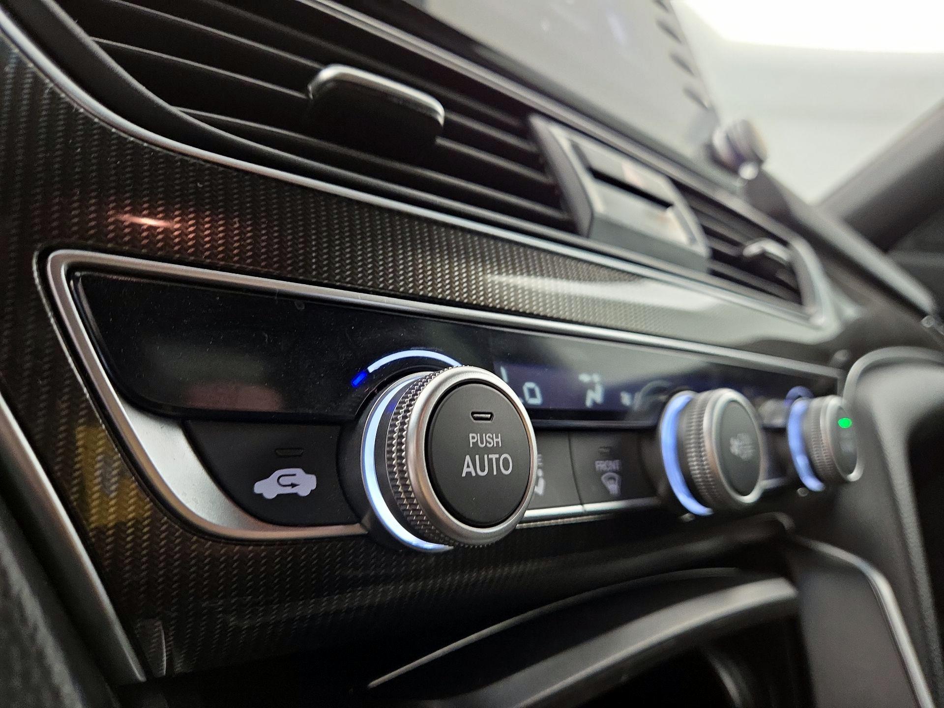 Thumbnail: 2022 Honda Accord - 16