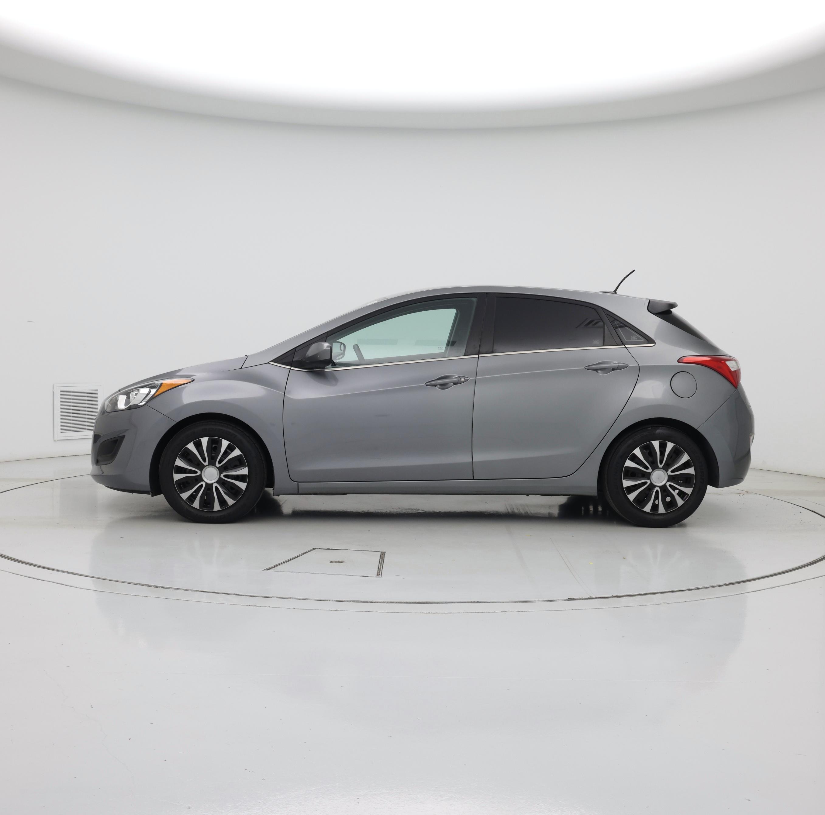 Thumbnail: 2017 Hyundai Elantra - 3