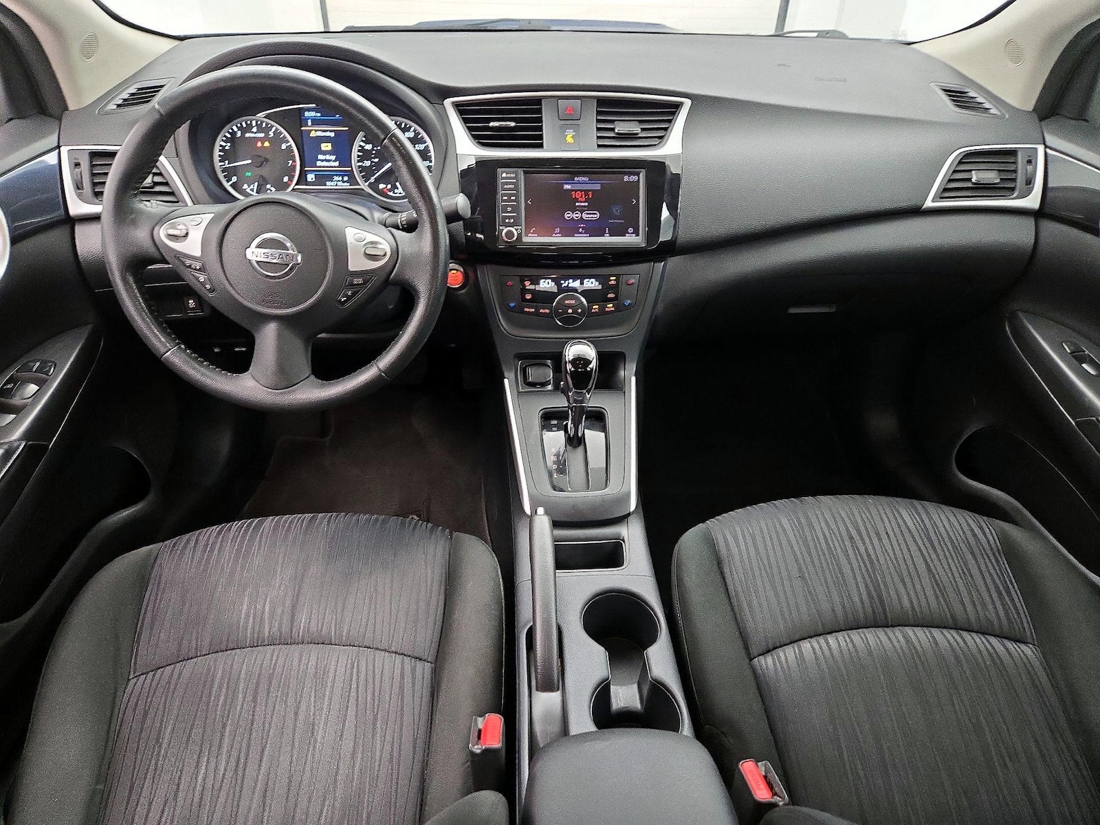 2019 Nissan Sentra SV - Photo 10