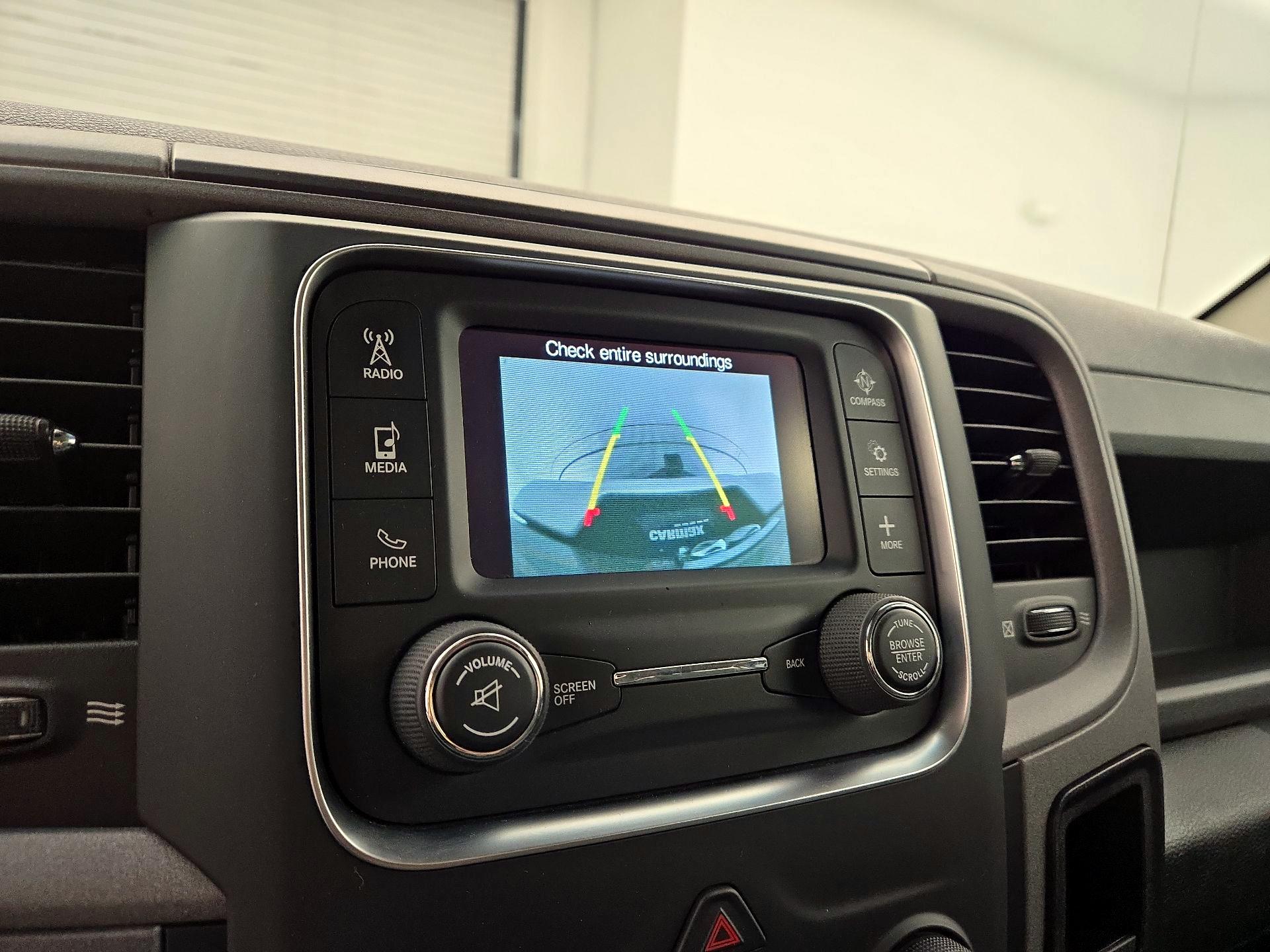 Thumbnail: 2019 RAM 1500 Classic - 14