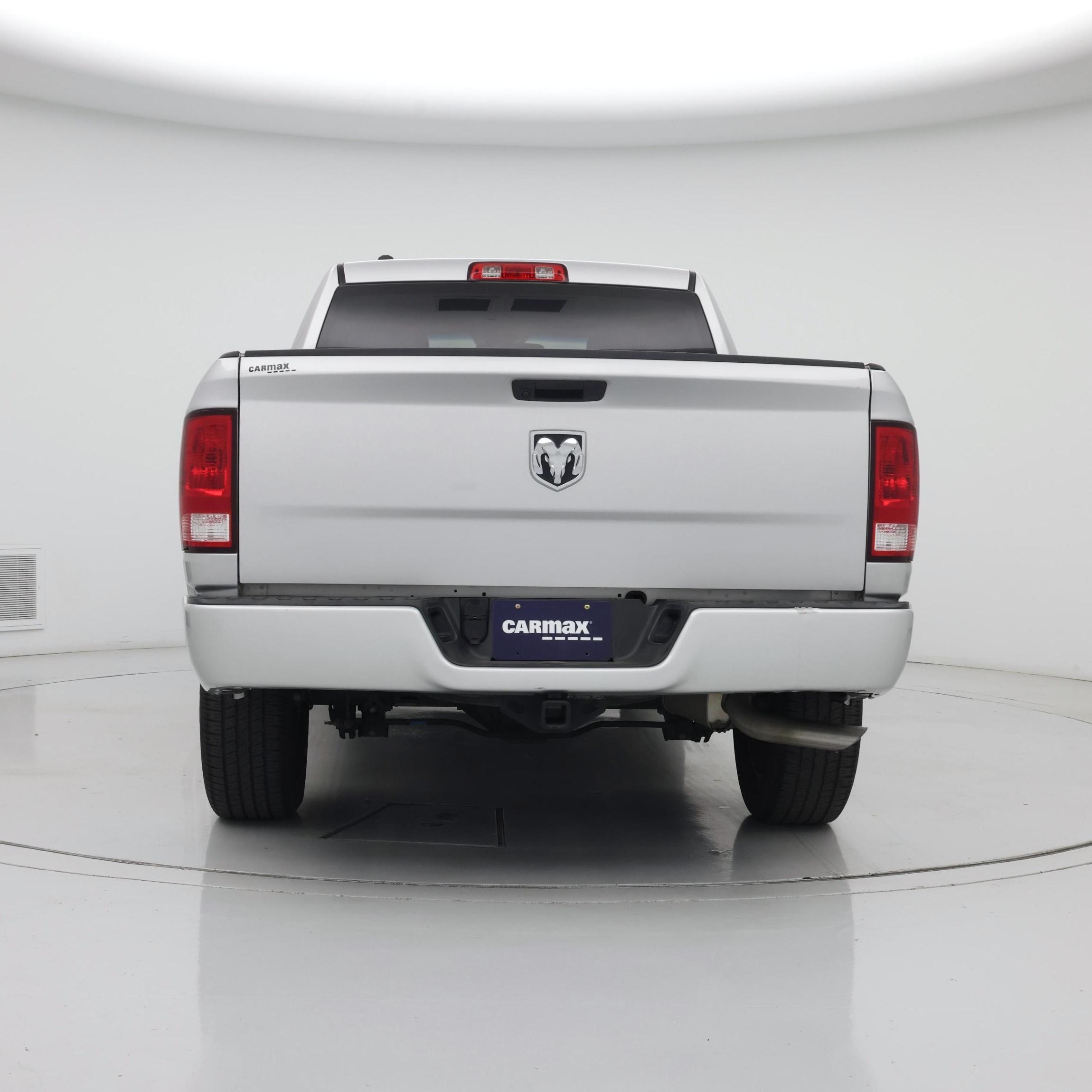 Thumbnail: 2019 RAM 1500 Classic - 6