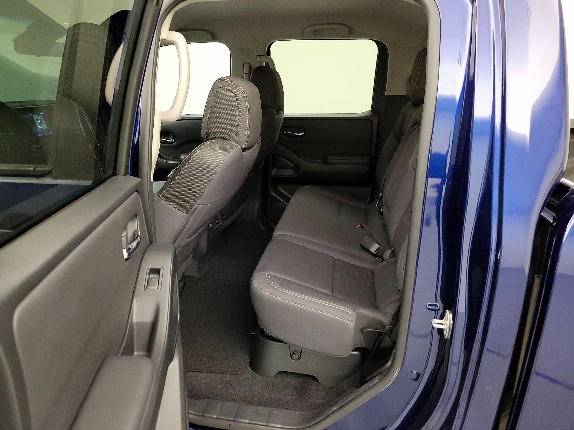 Thumbnail: 2022 Nissan Frontier - 19