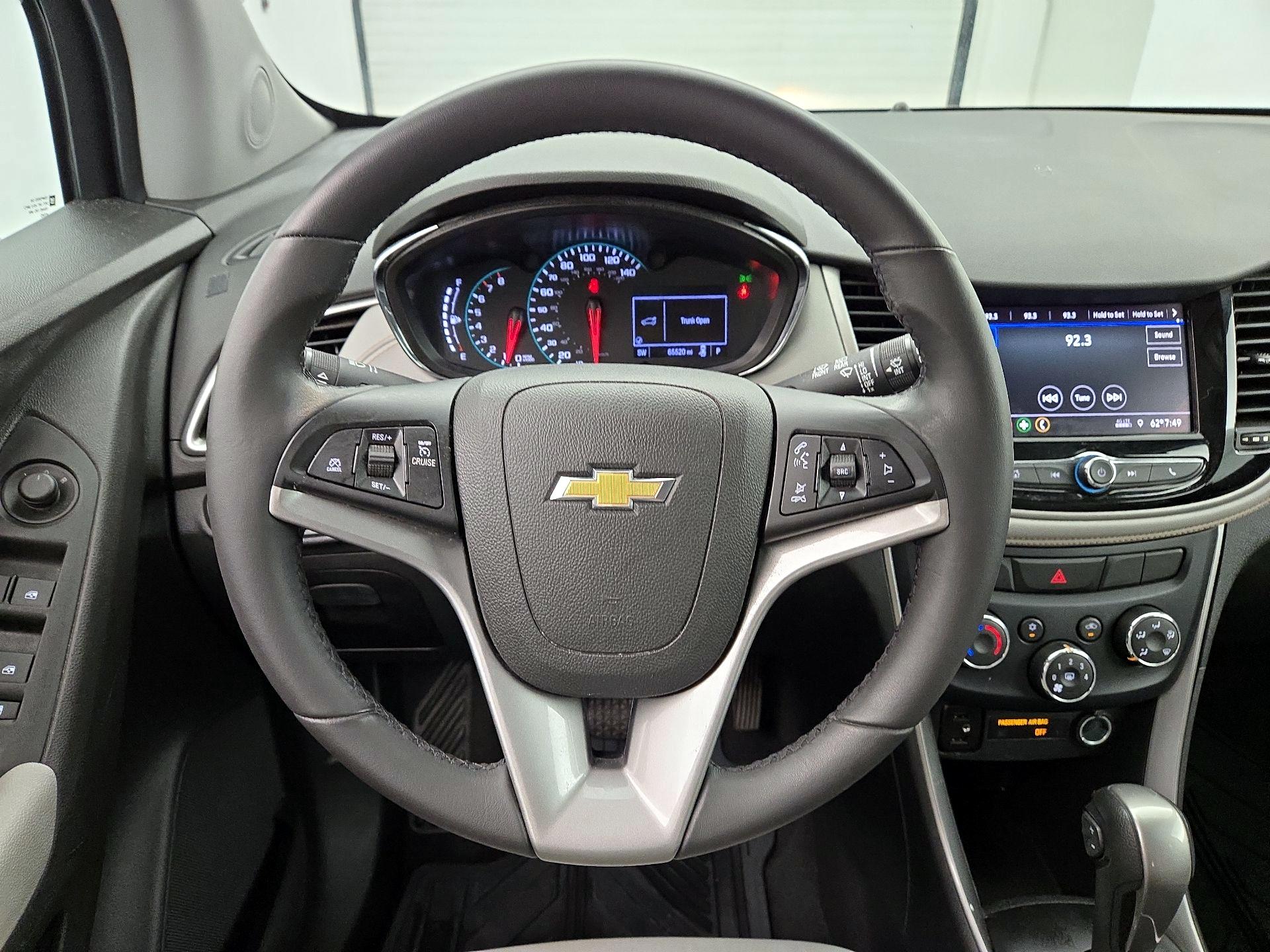 Thumbnail: 2020 Chevrolet Trax - 10