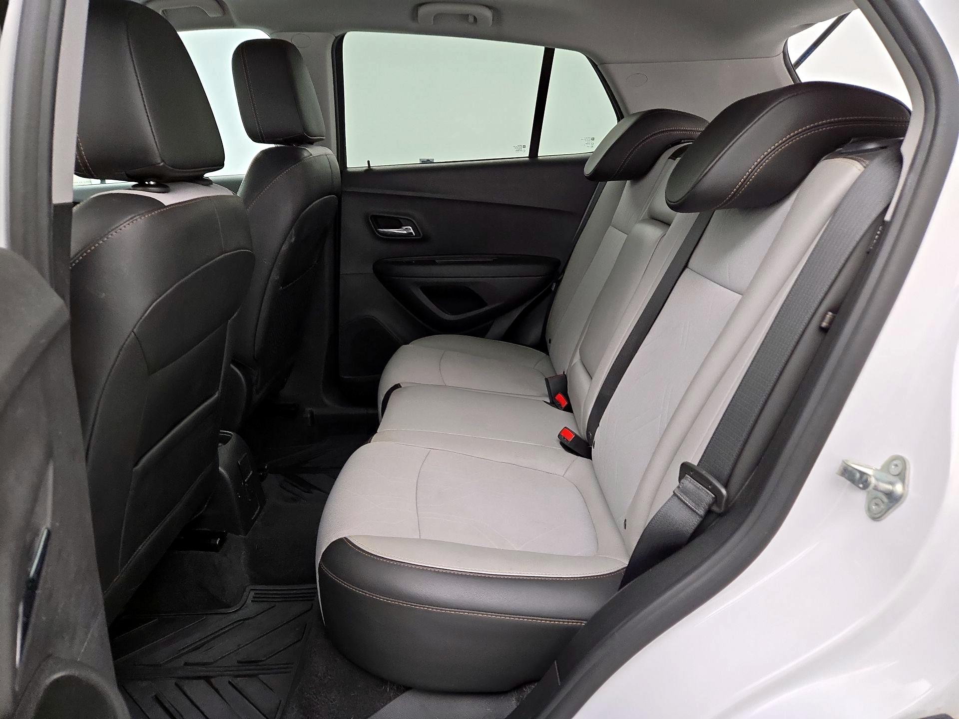 Thumbnail: 2020 Chevrolet Trax - 19