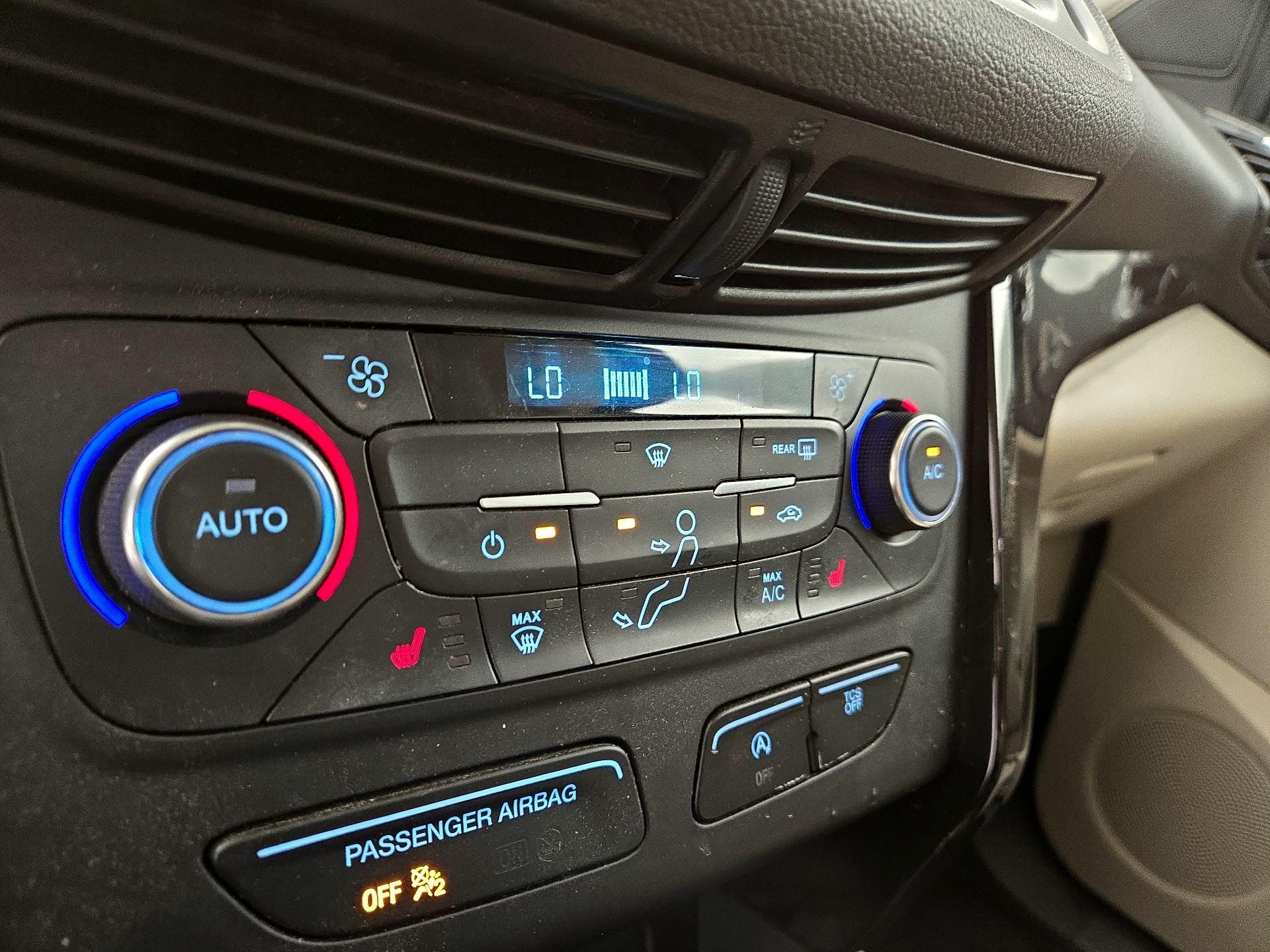 Thumbnail: 2017 Ford Escape - 17