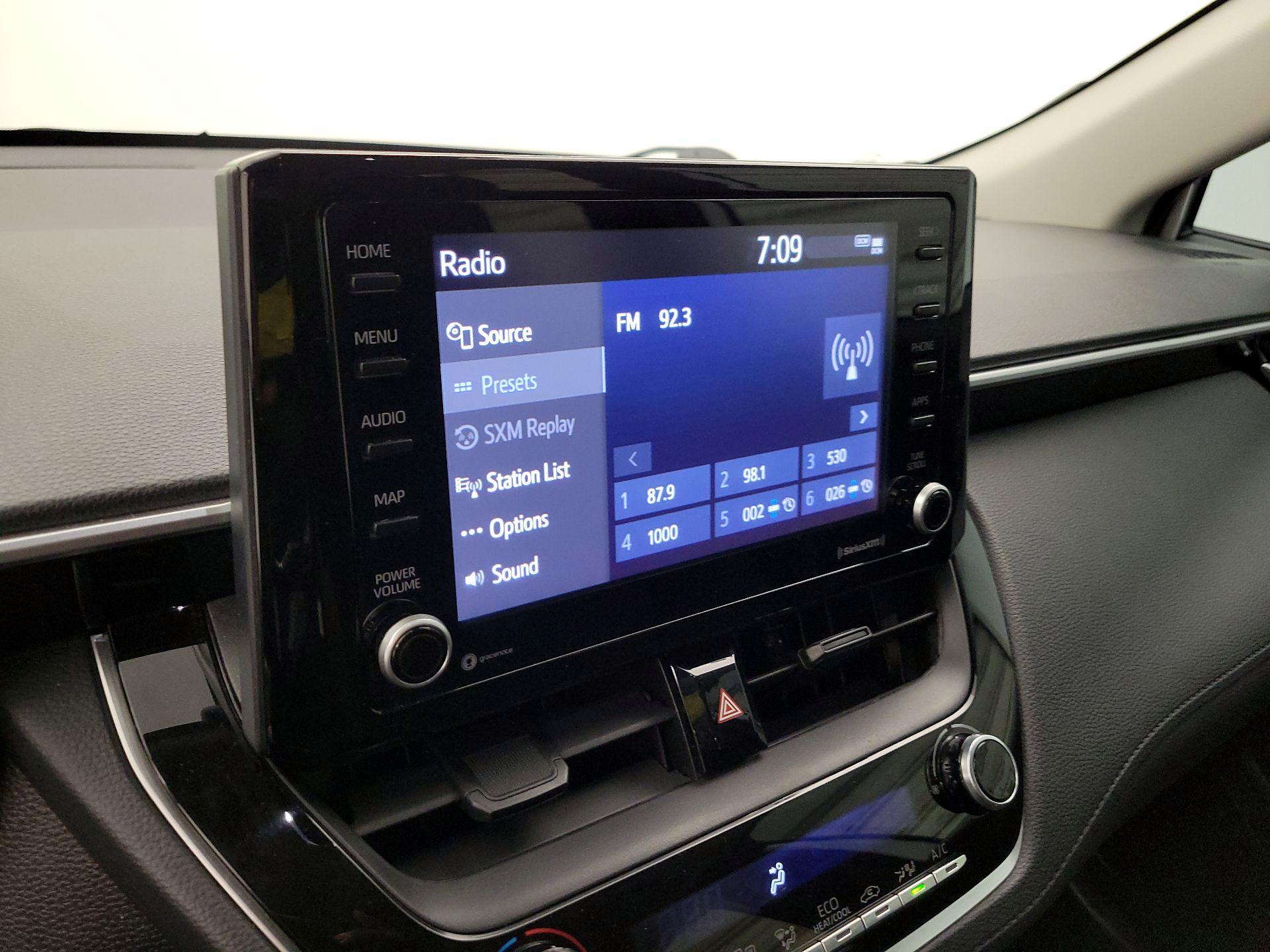 Thumbnail: 2022 Toyota Corolla Cross - 15