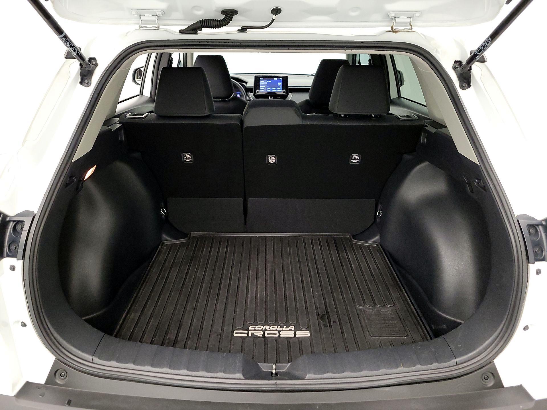 Thumbnail: 2022 Toyota Corolla Cross - 20