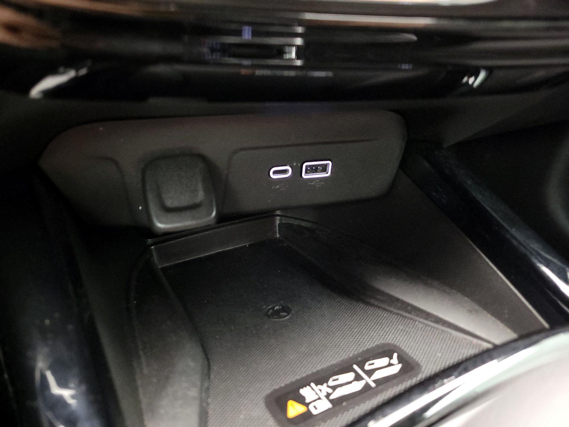 Thumbnail: 2024 Chevrolet Trax - 18