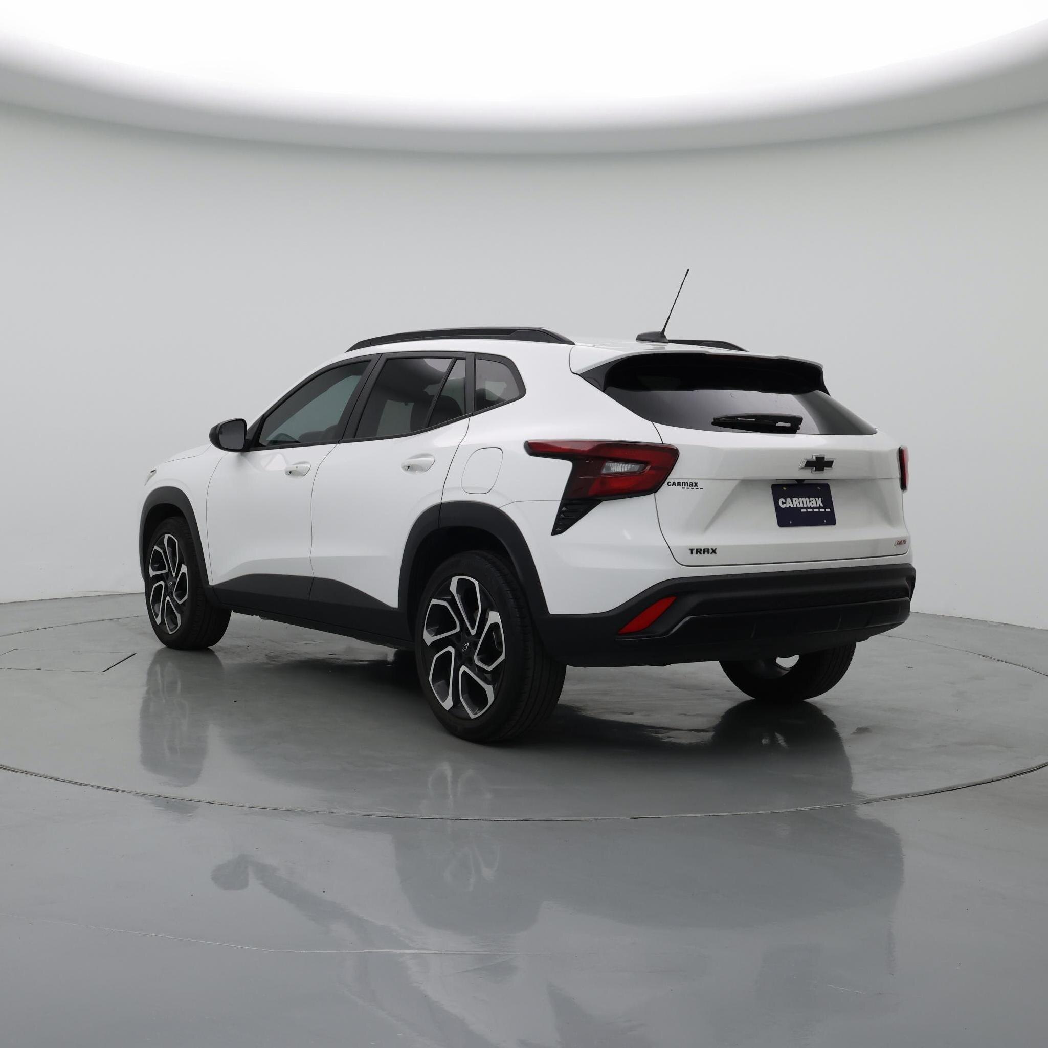 Thumbnail: 2024 Chevrolet Trax - 2