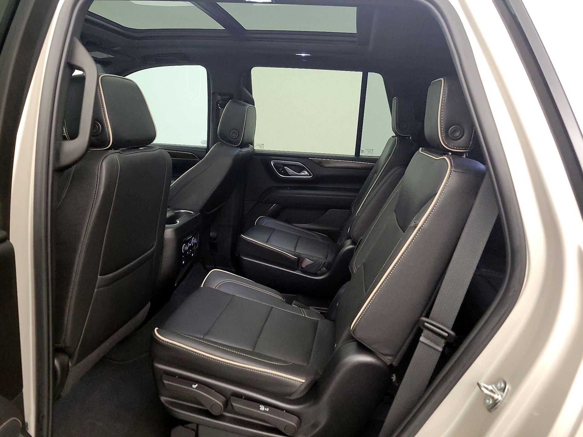 Thumbnail: 2022 Chevrolet Tahoe - 20