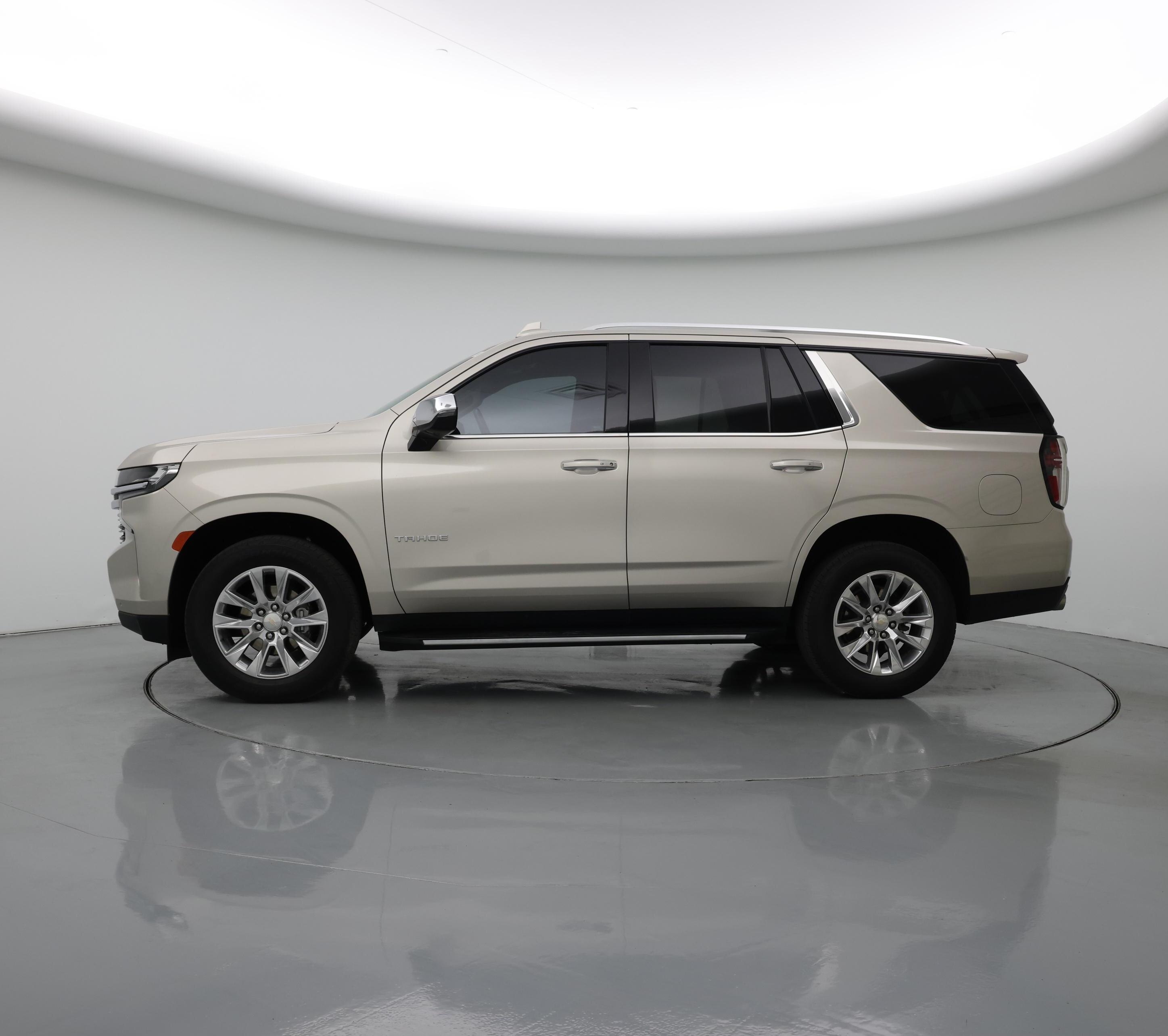 Thumbnail: 2022 Chevrolet Tahoe - 3