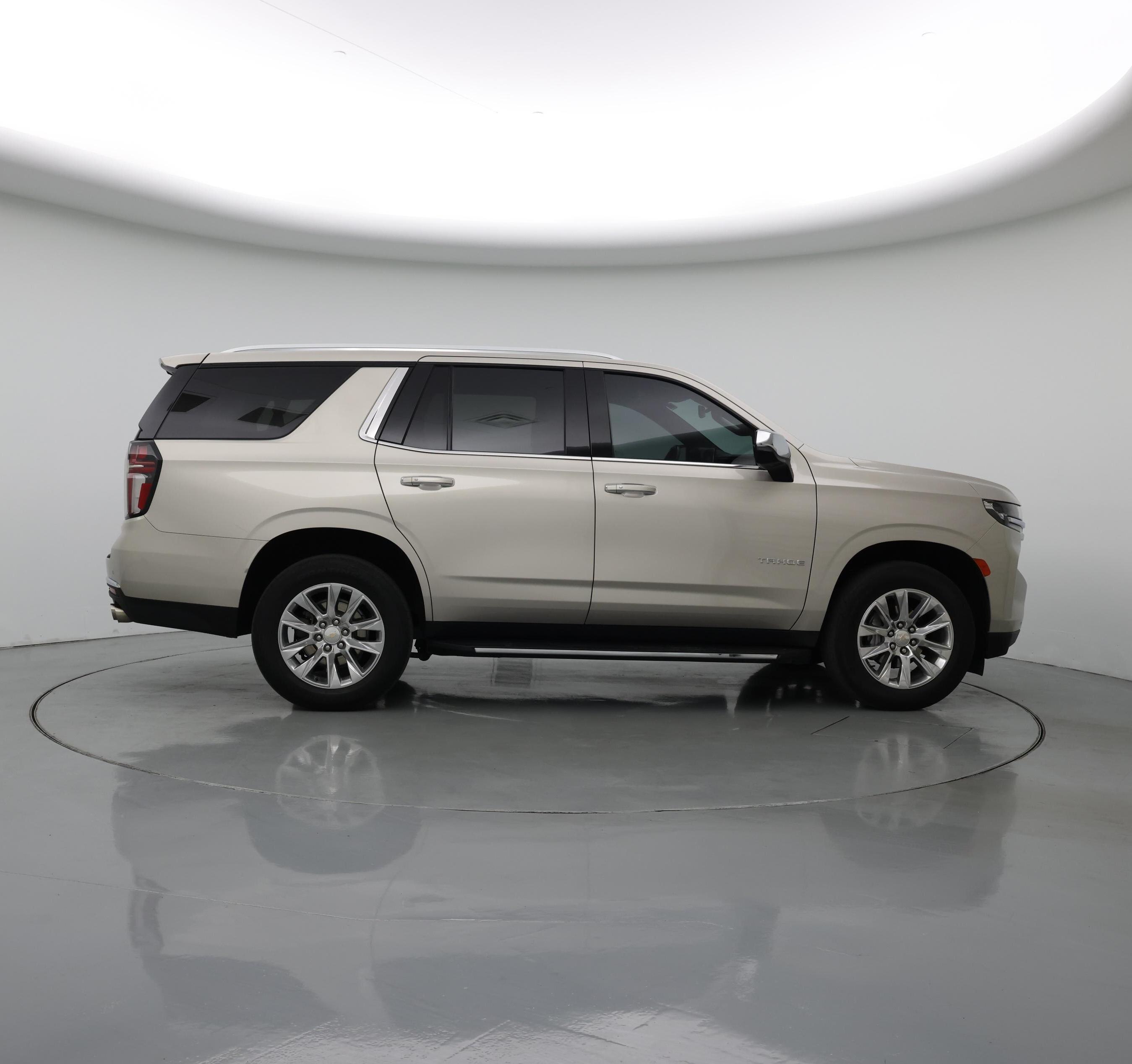 Thumbnail: 2022 Chevrolet Tahoe - 7