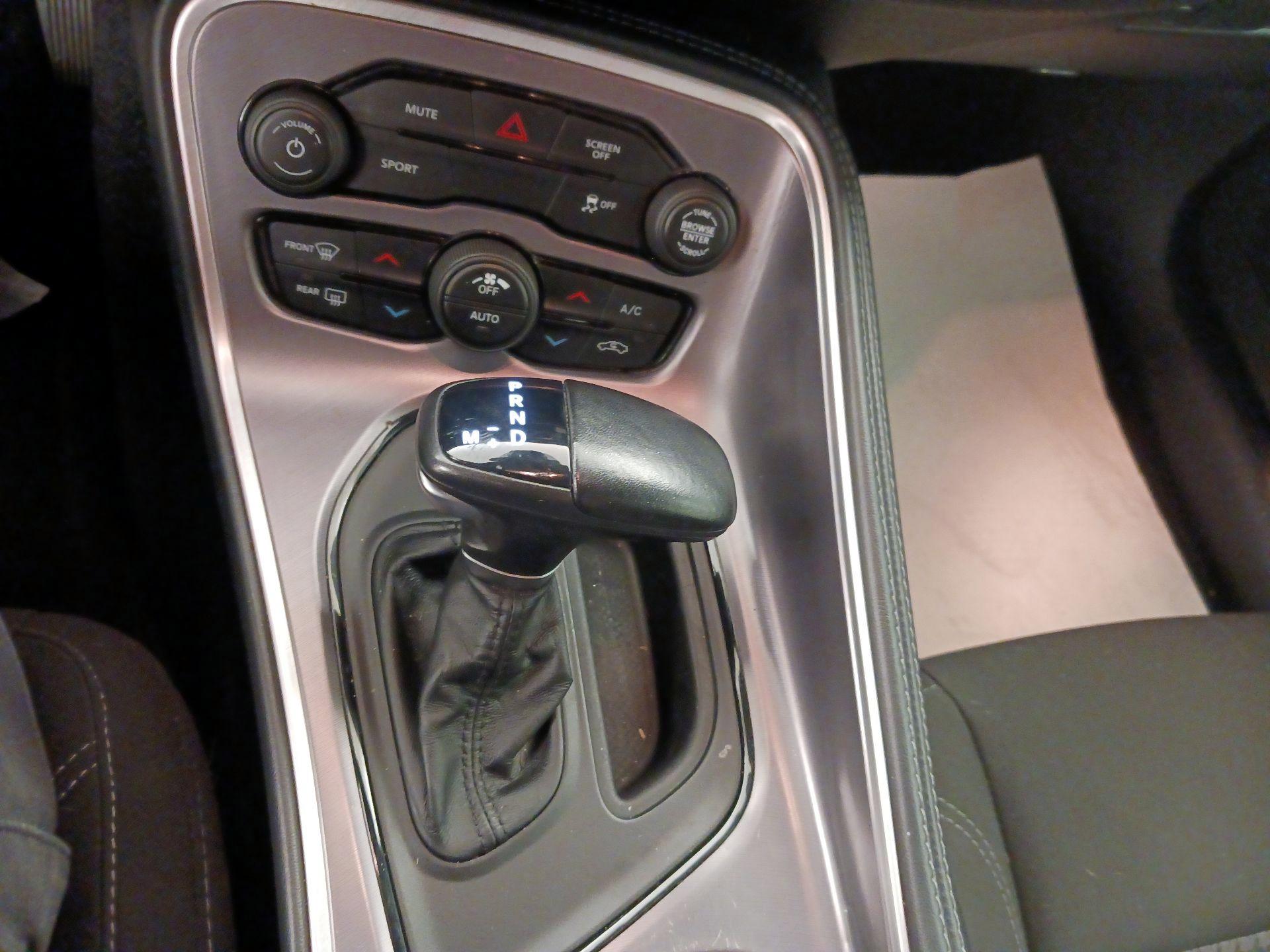 Thumbnail: 2021 Dodge Challenger - 17