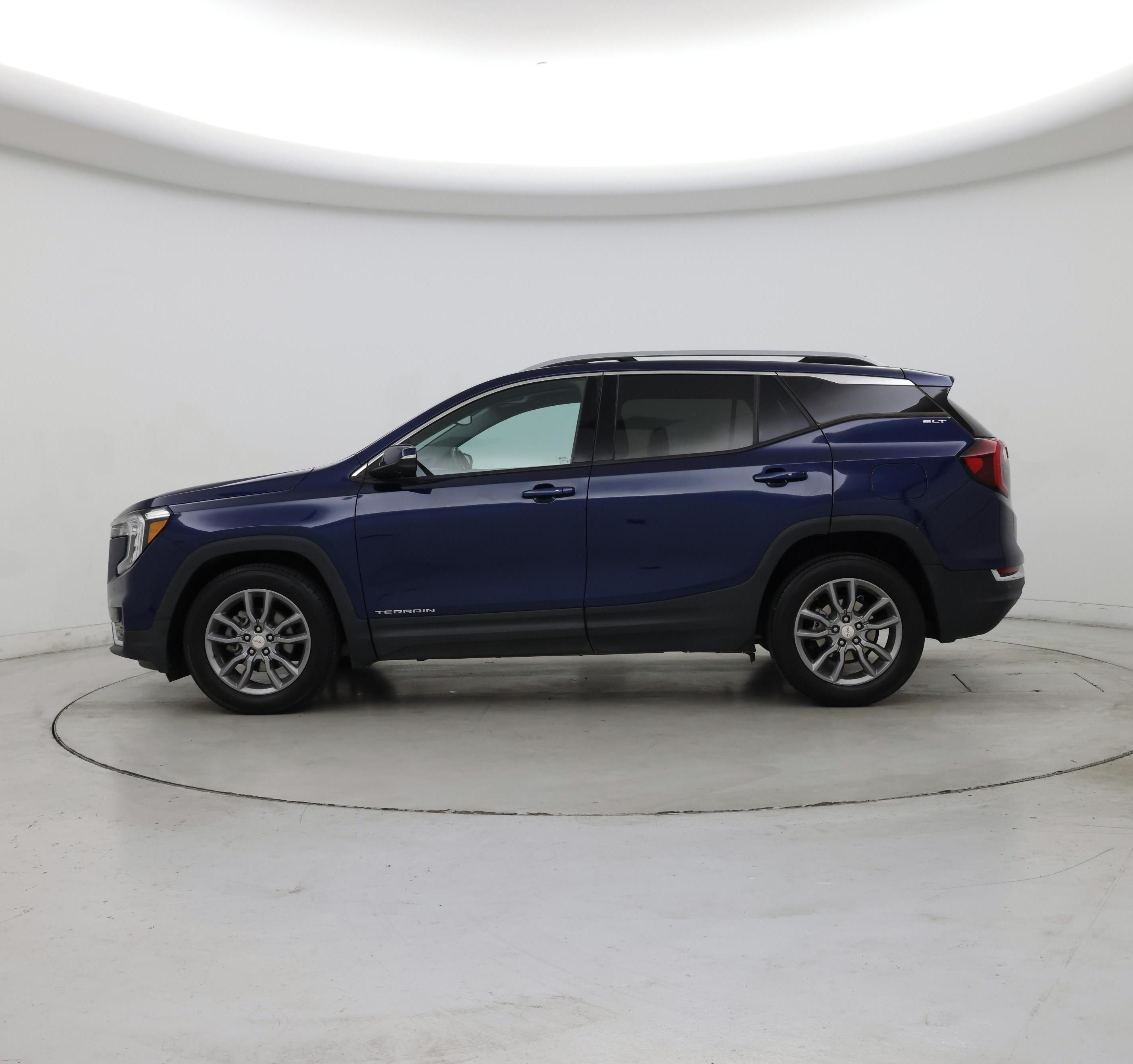 Thumbnail: 2022 GMC Terrain - 3