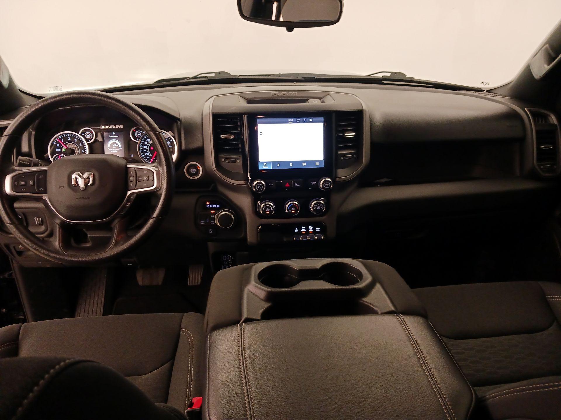 Thumbnail: 2025 RAM 1500 - 9