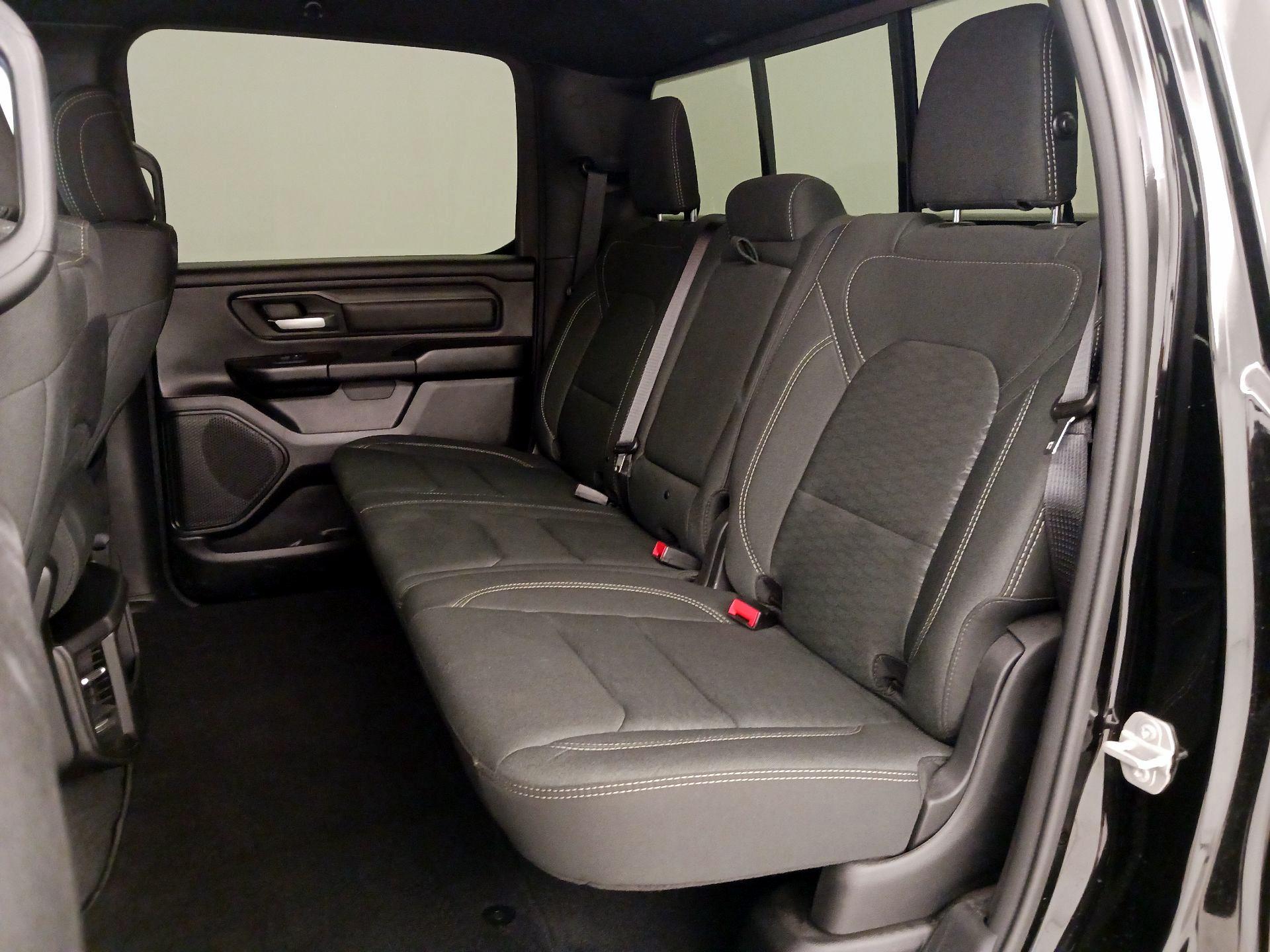 Thumbnail: 2025 RAM 1500 - 19