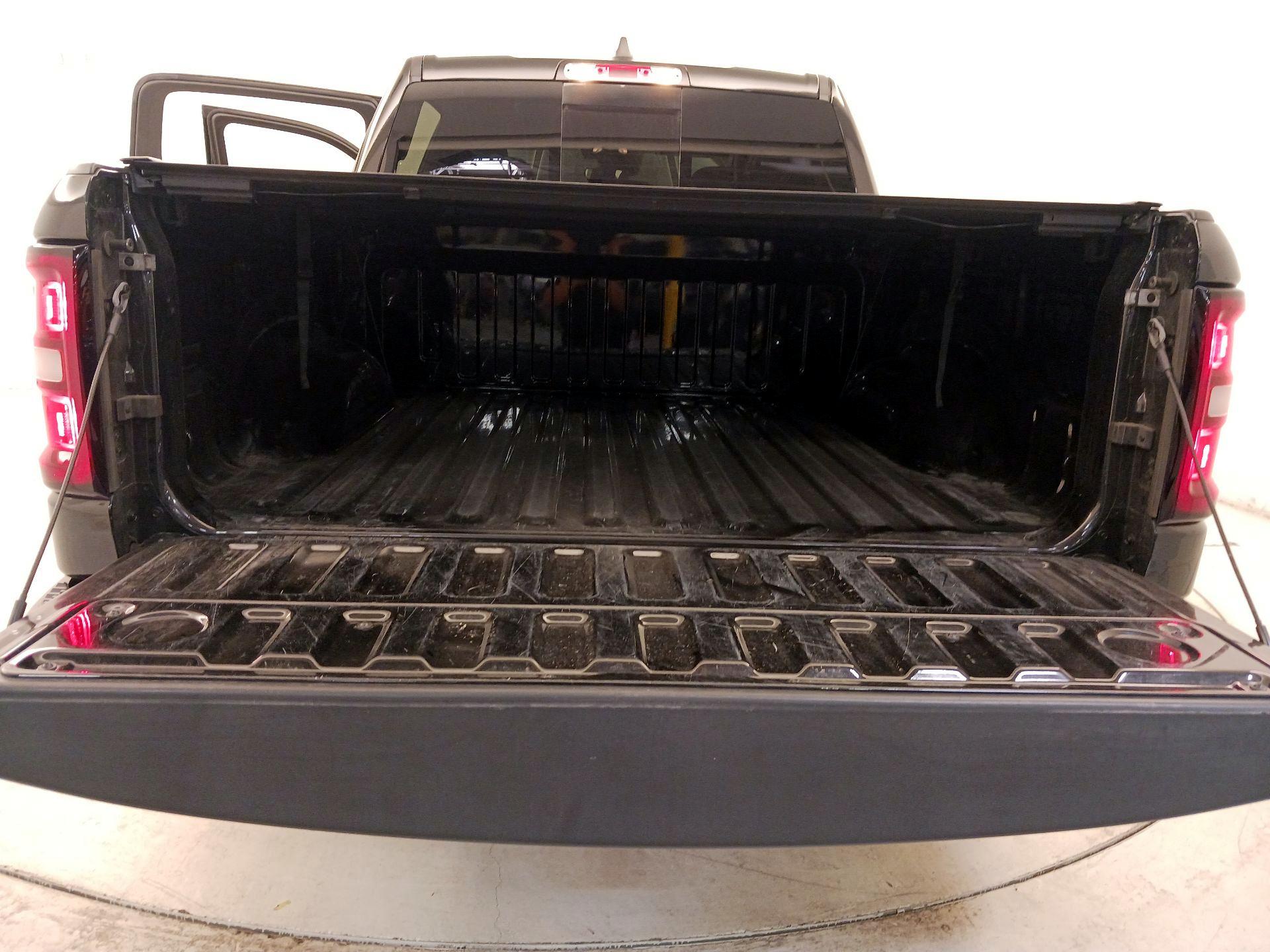 Thumbnail: 2025 RAM 1500 - 20