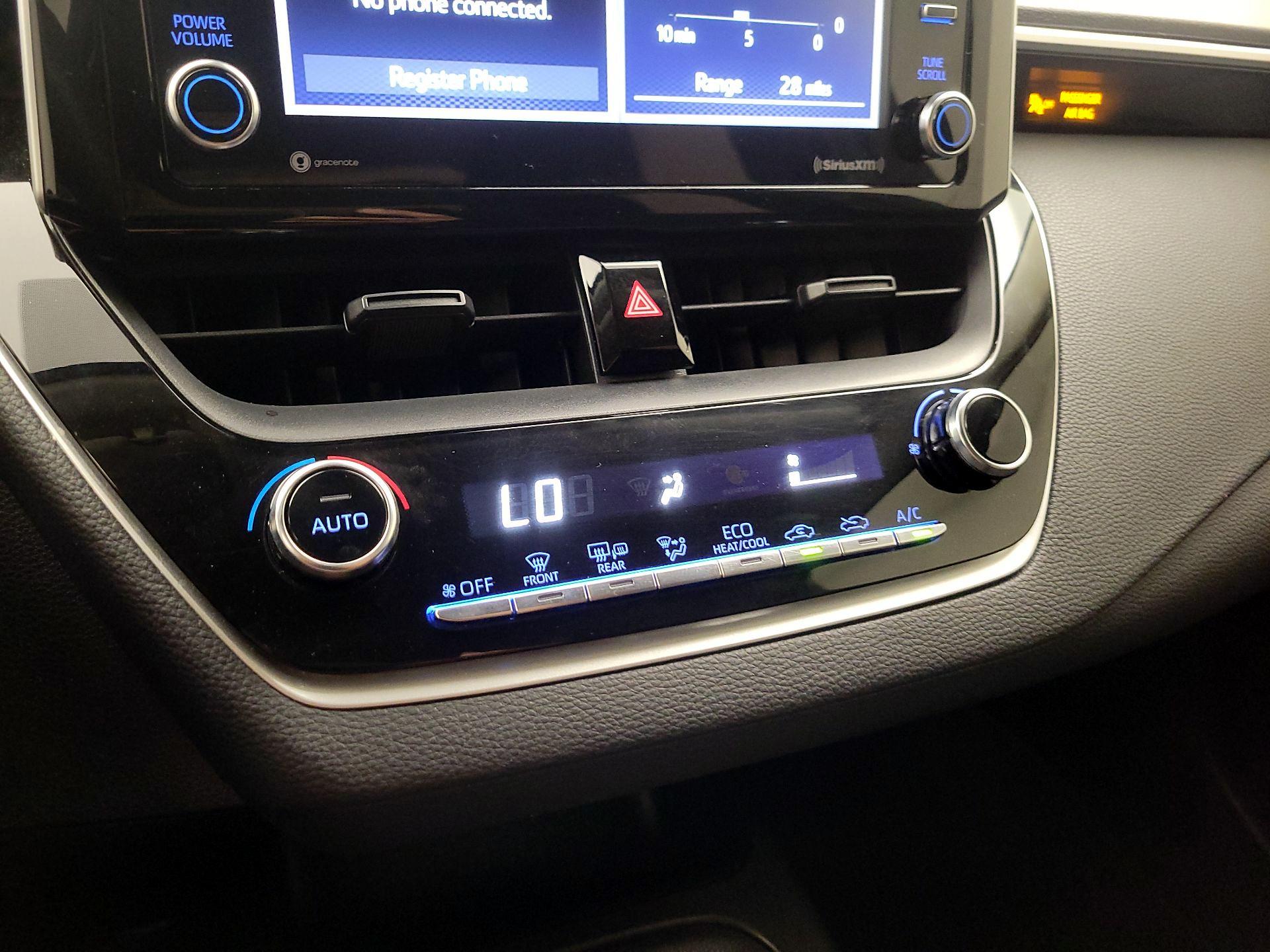 Thumbnail: 2021 Toyota Corolla - 16