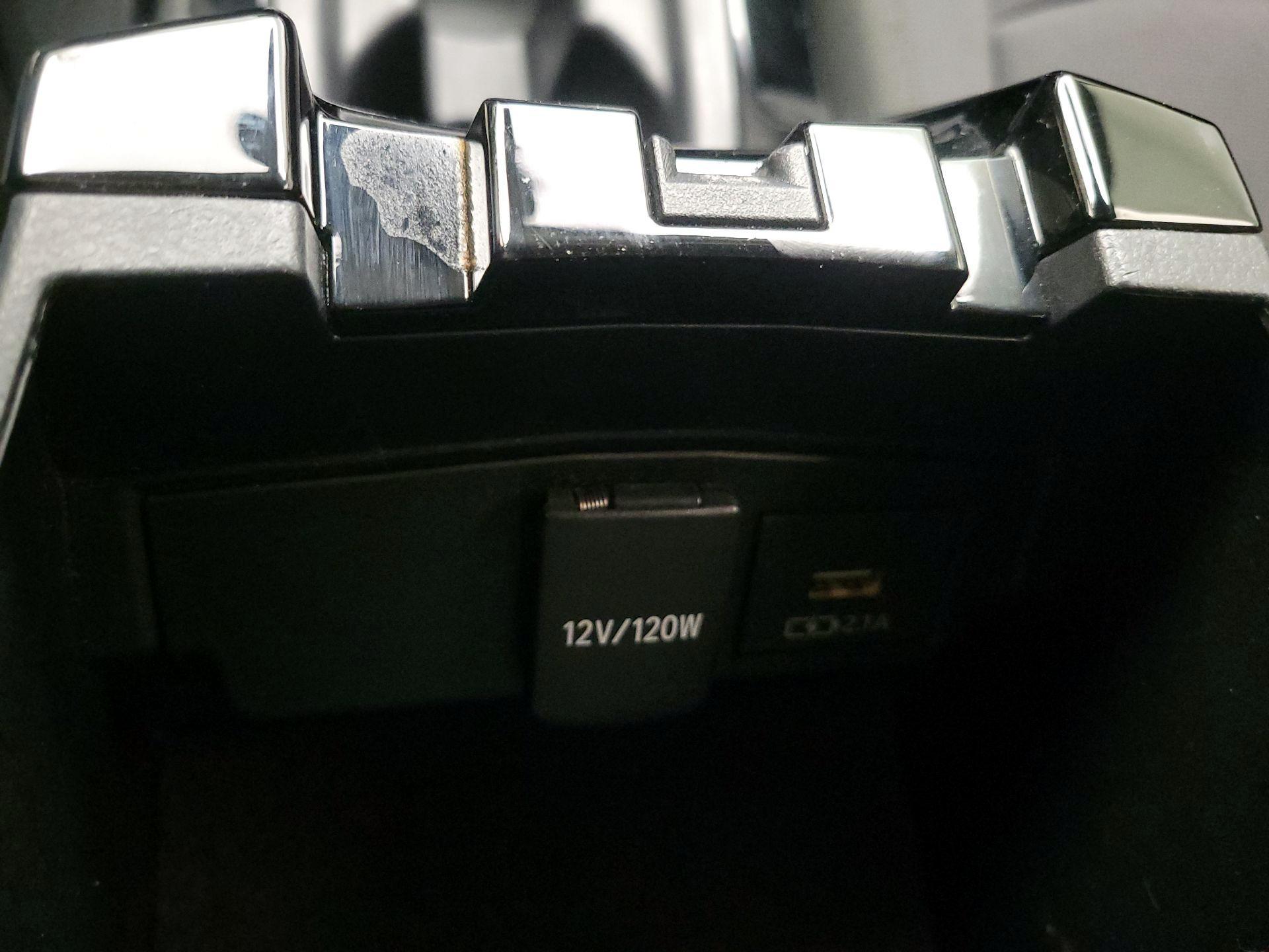 Thumbnail: 2021 Toyota Corolla - 18