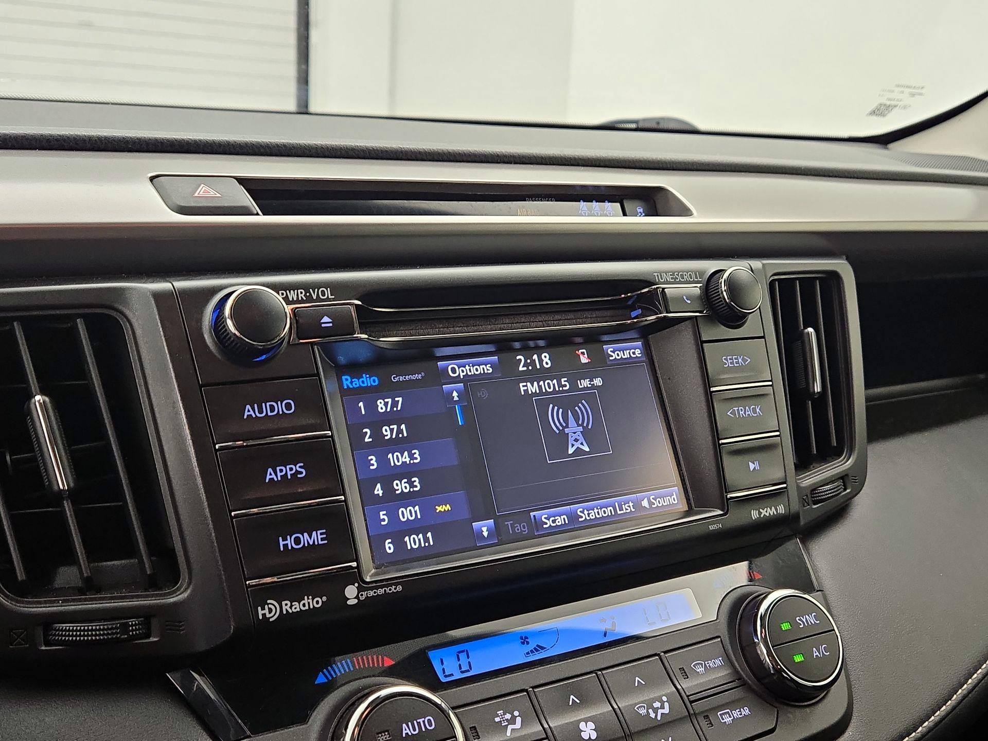 Thumbnail: 2017 Toyota RAV4 - 15