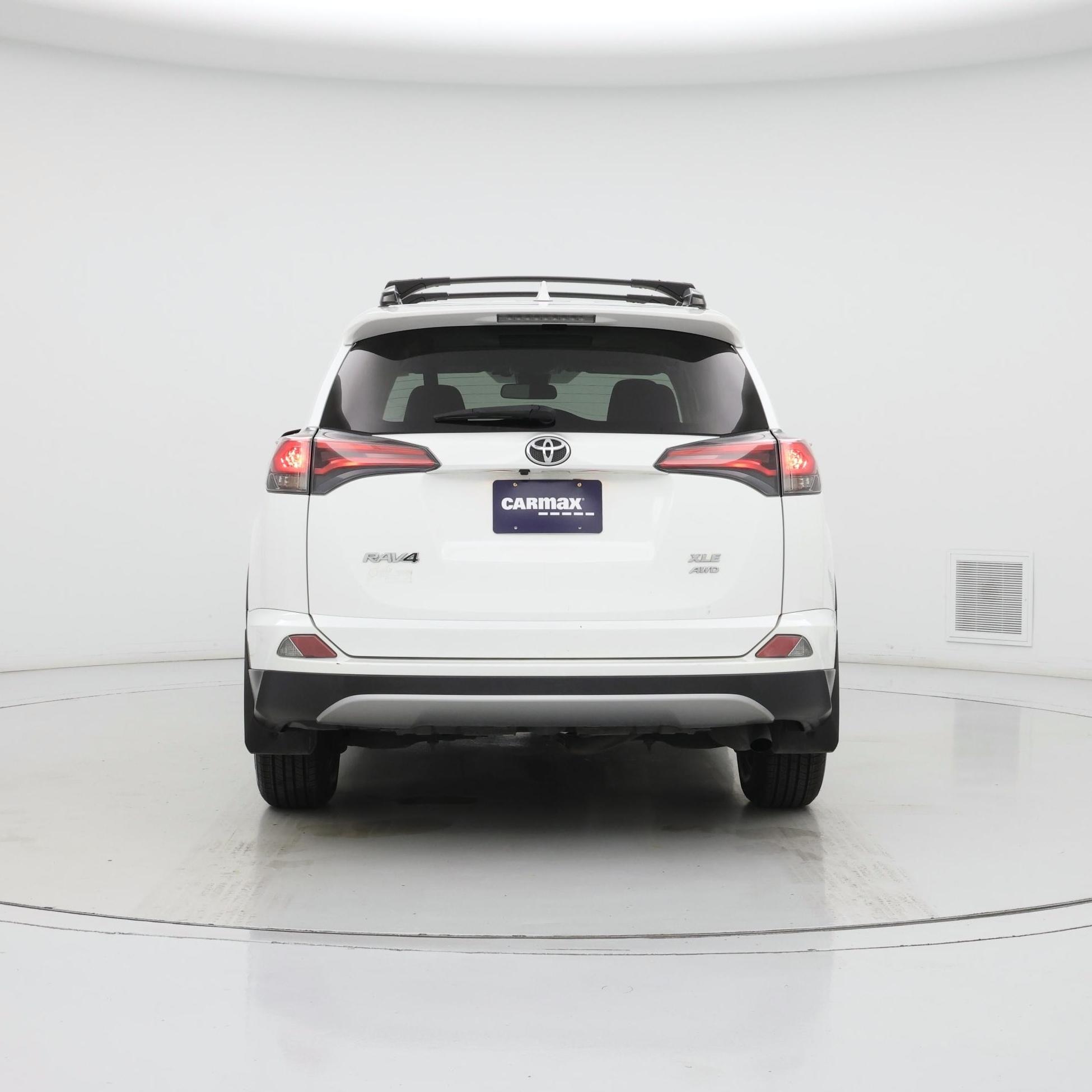 Thumbnail: 2017 Toyota RAV4 - 6