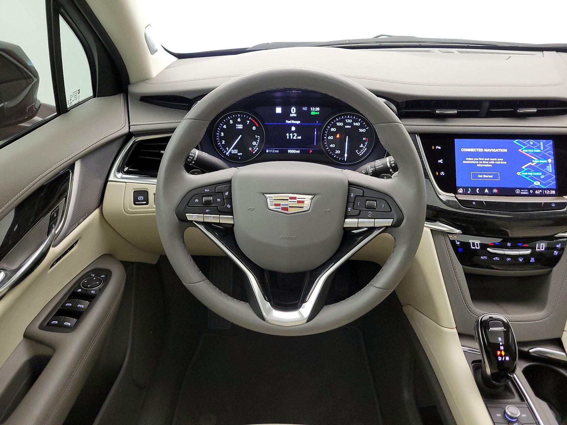 Thumbnail: 2022 Cadillac XT6 - 10