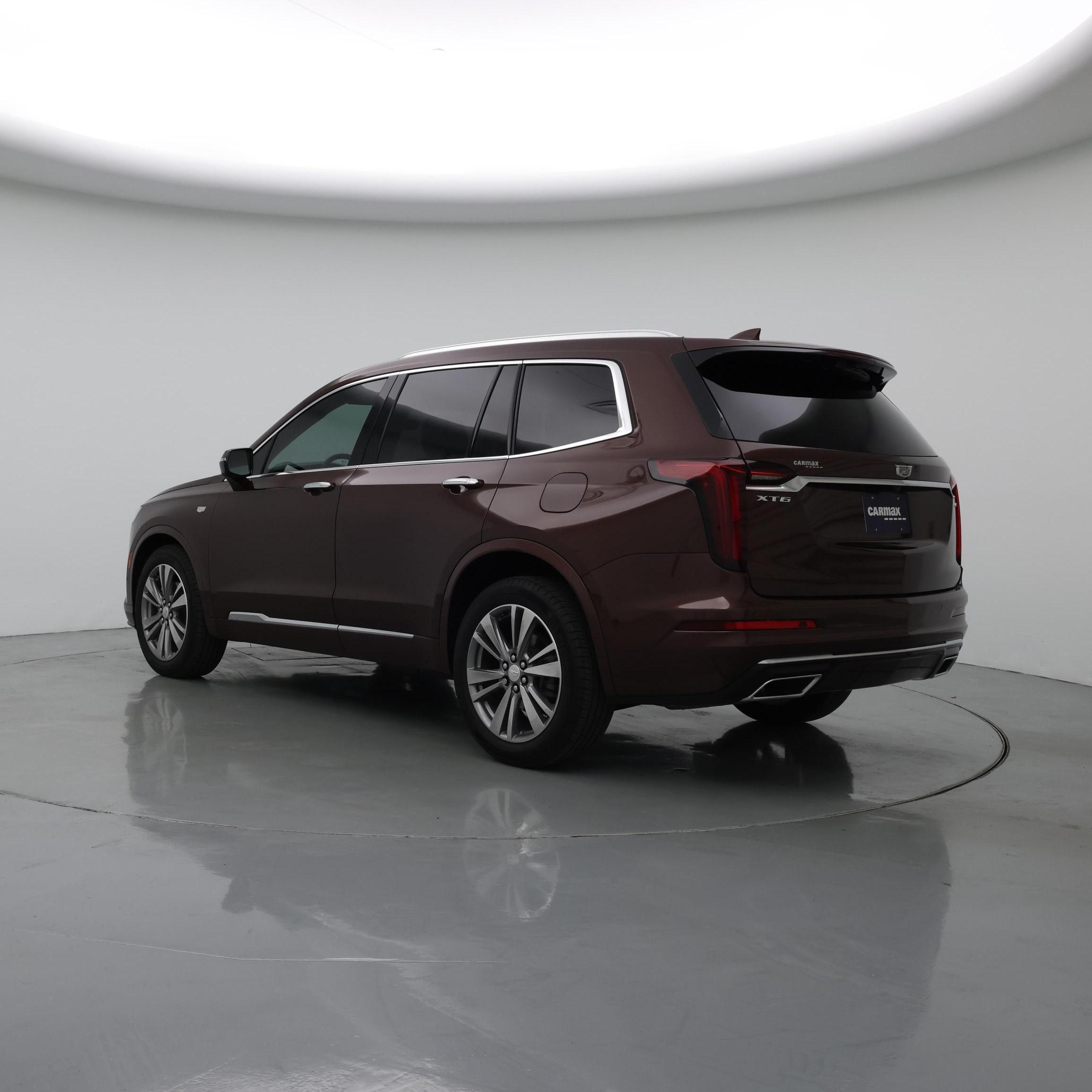 Thumbnail: 2022 Cadillac XT6 - 2