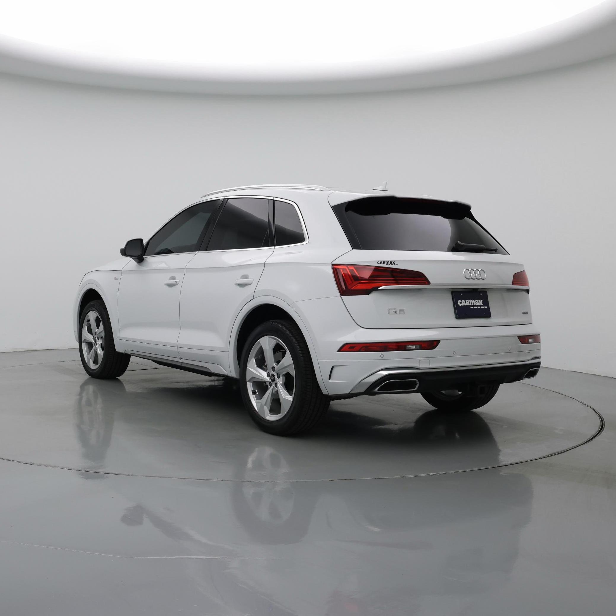 Thumbnail: 2023 Audi Q5 - 2