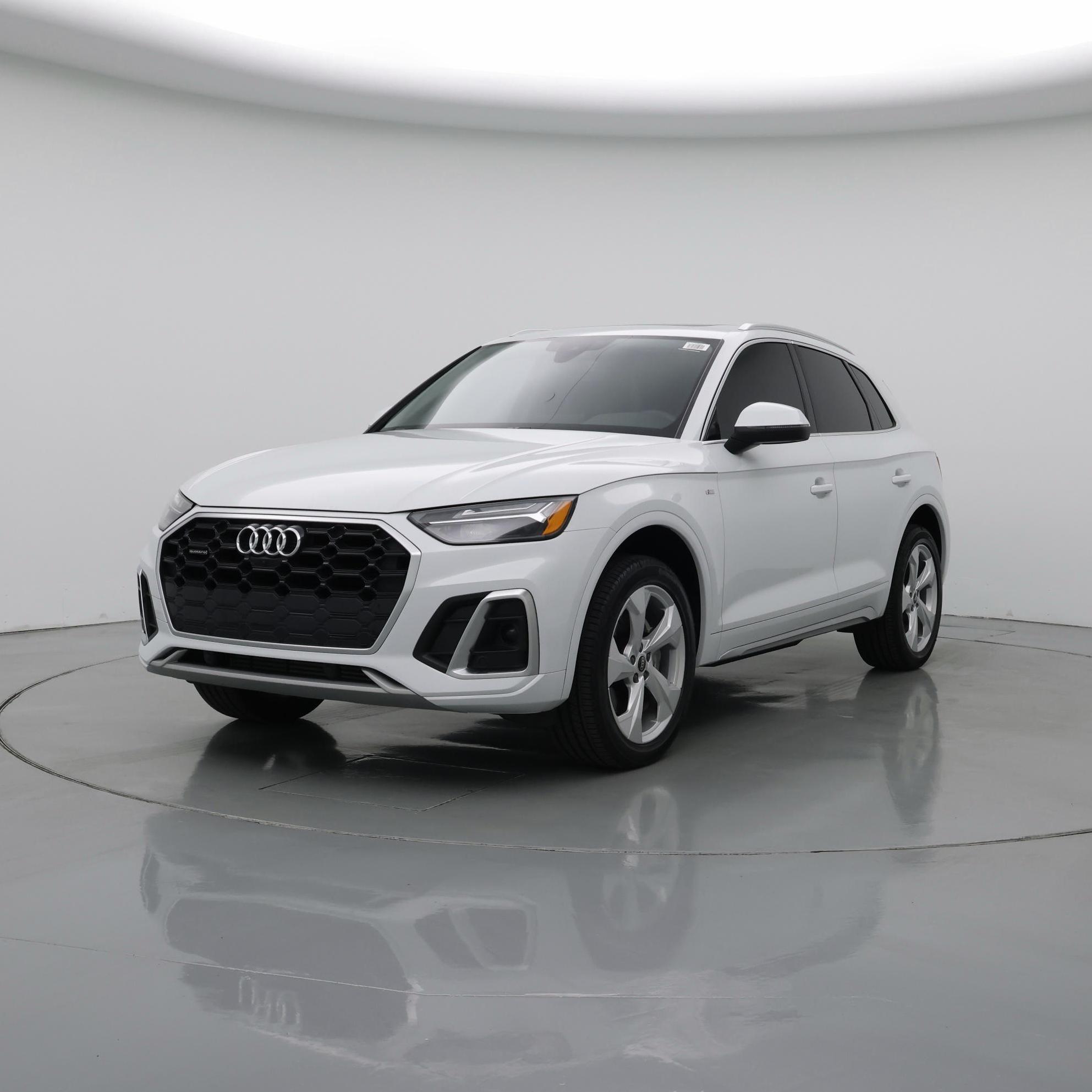 Thumbnail: 2023 Audi Q5 - 4