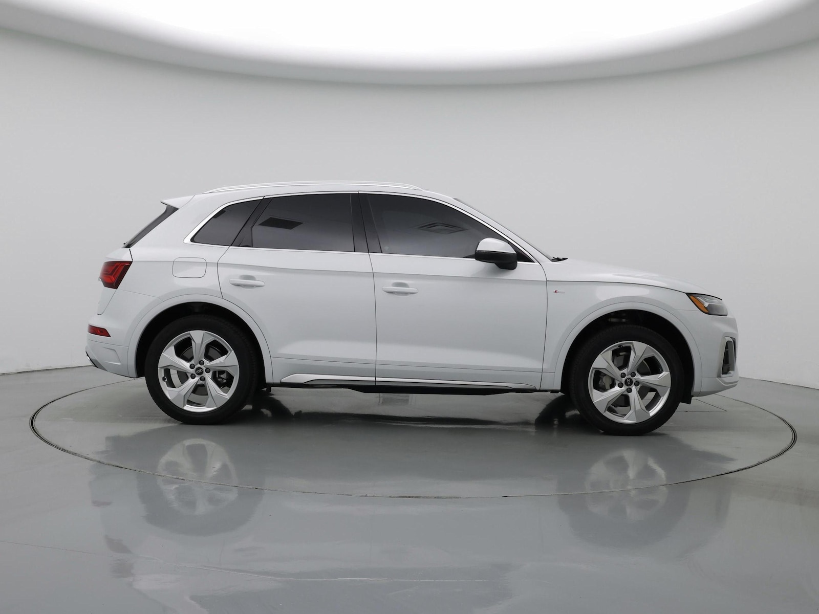 2023 Audi Q5 Premium Plus - Photo 8