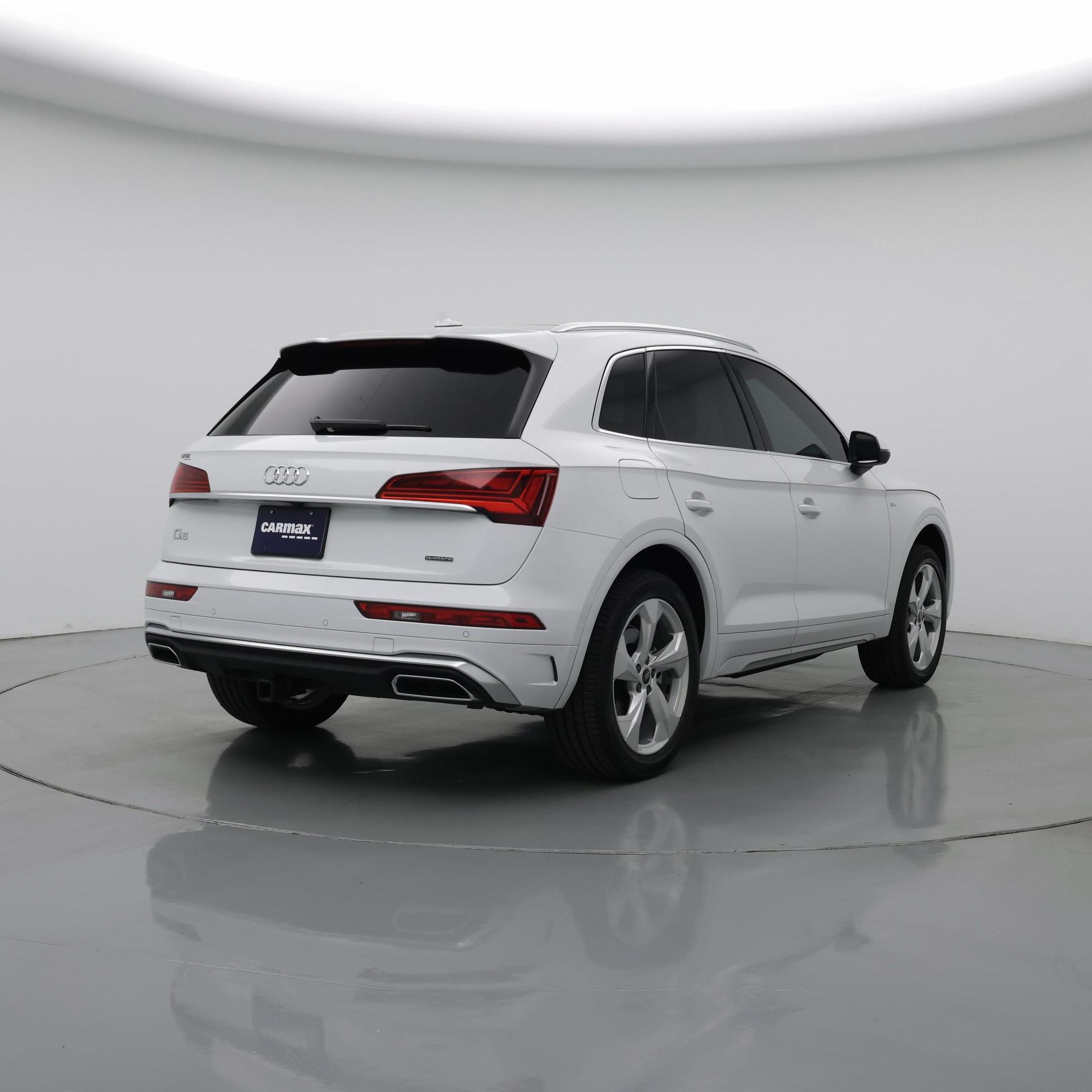 Thumbnail: 2023 Audi Q5 - 8