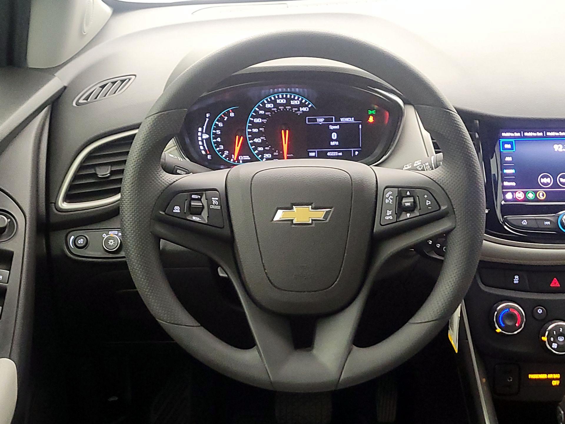 Thumbnail: 2020 Chevrolet Trax - 10