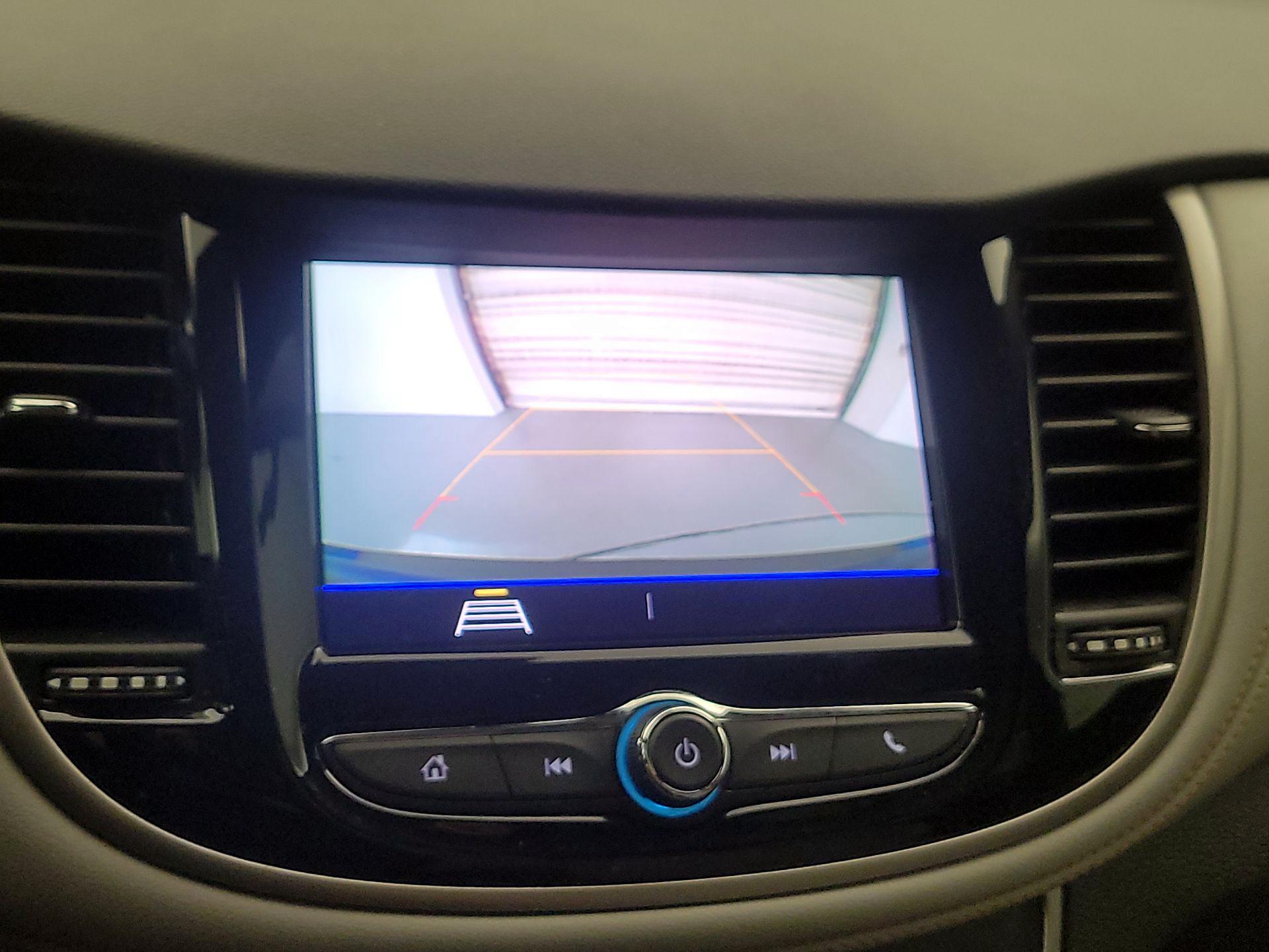 Thumbnail: 2020 Chevrolet Trax - 14