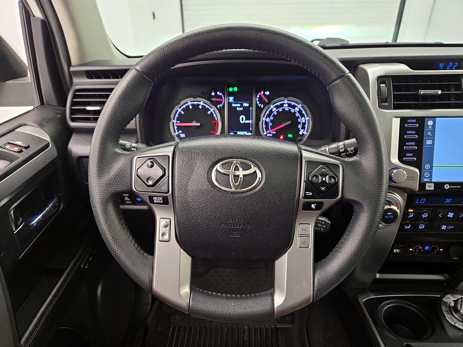 Thumbnail: 2022 Toyota 4Runner - 10