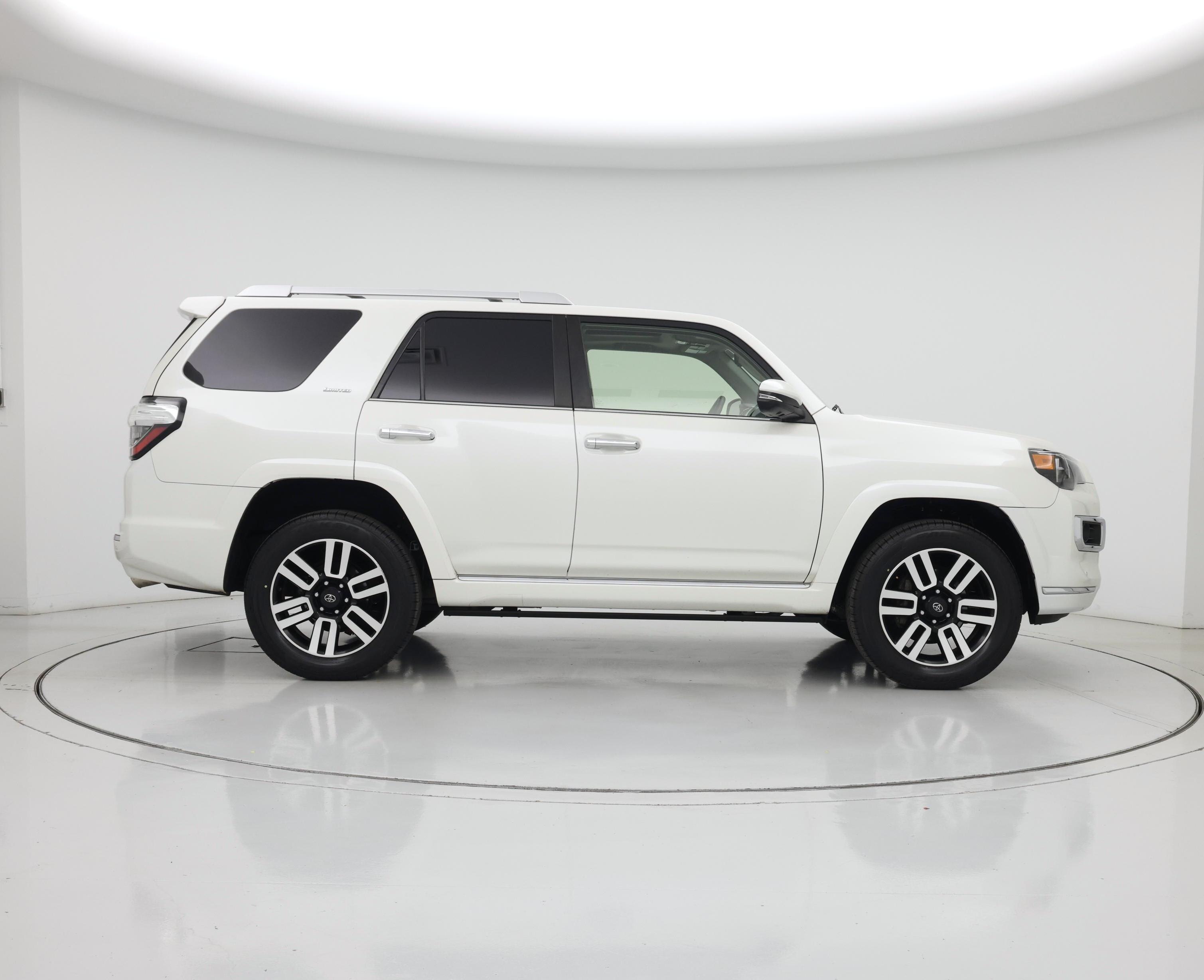 Thumbnail: 2022 Toyota 4Runner - 7