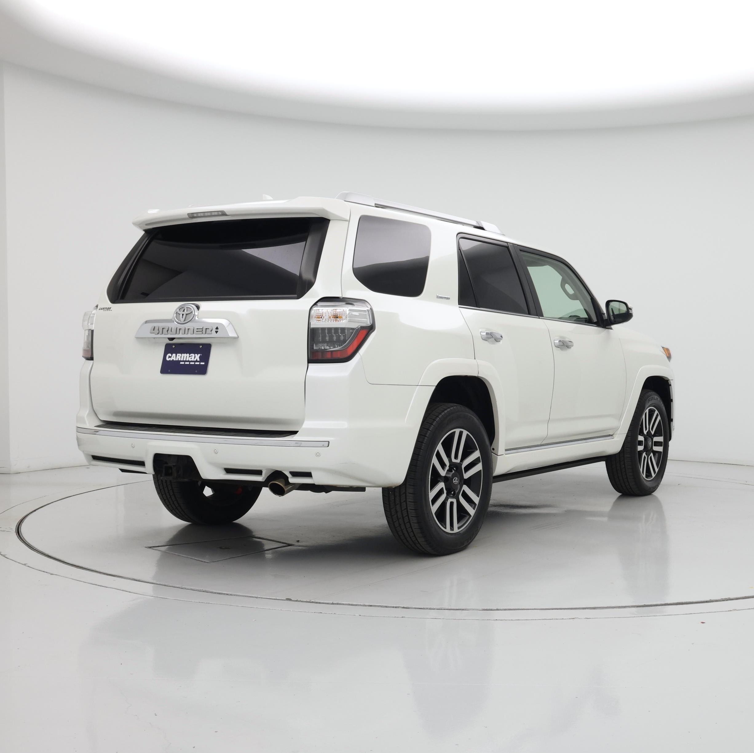 Thumbnail: 2022 Toyota 4Runner - 8