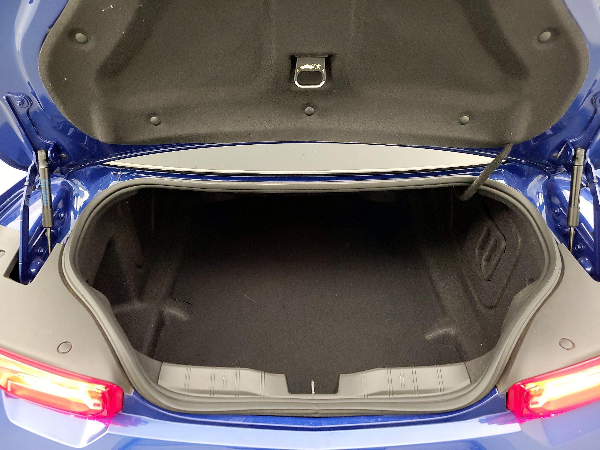 Thumbnail: 2021 Chevrolet Camaro - 19