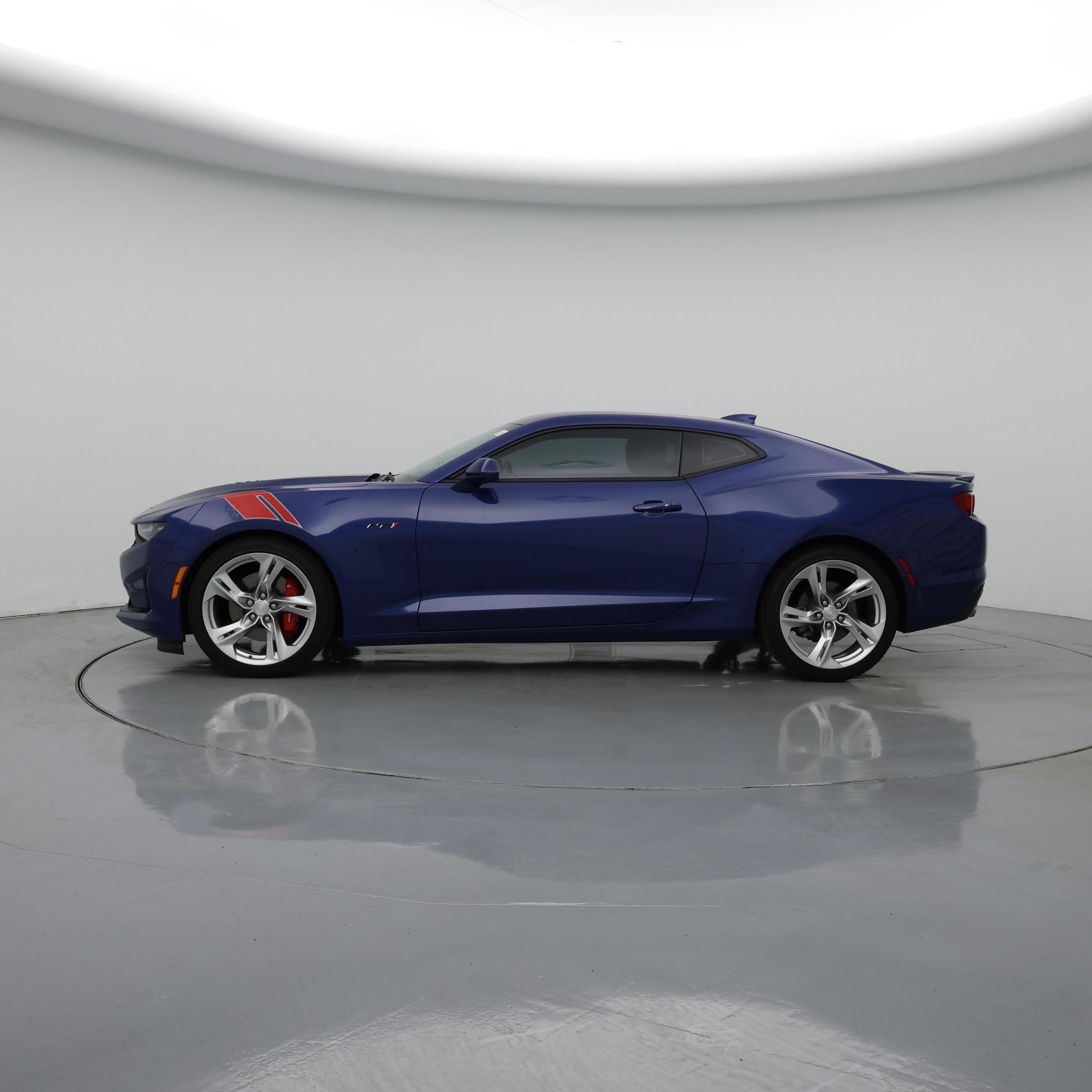 Thumbnail: 2021 Chevrolet Camaro - 3