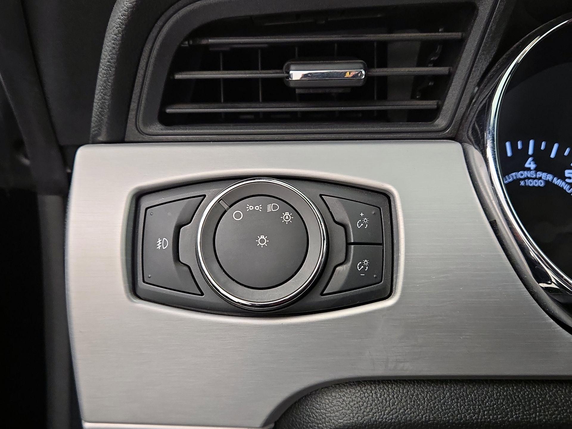 Thumbnail: 2016 Ford Mustang - 13