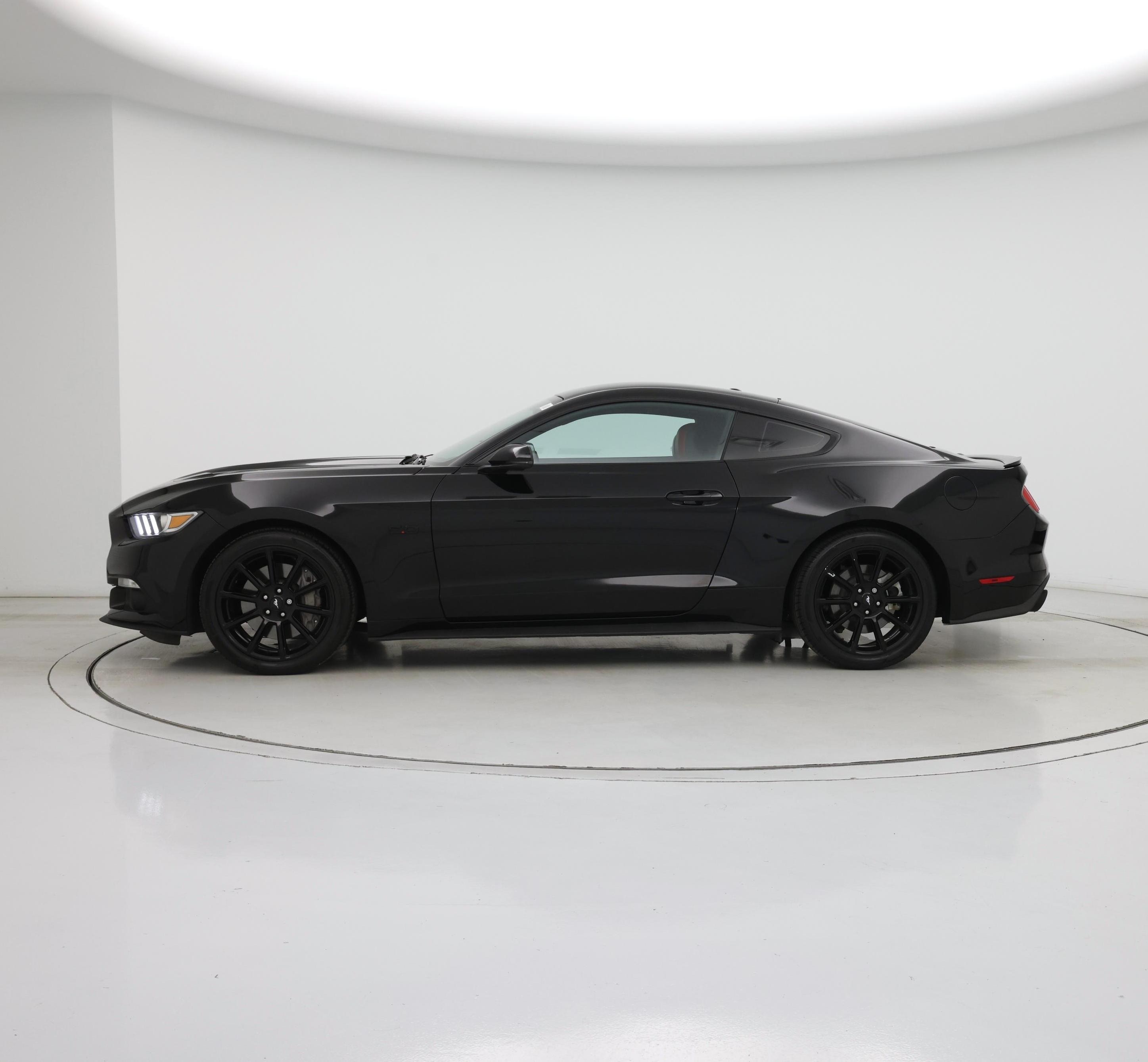 Thumbnail: 2016 Ford Mustang - 3
