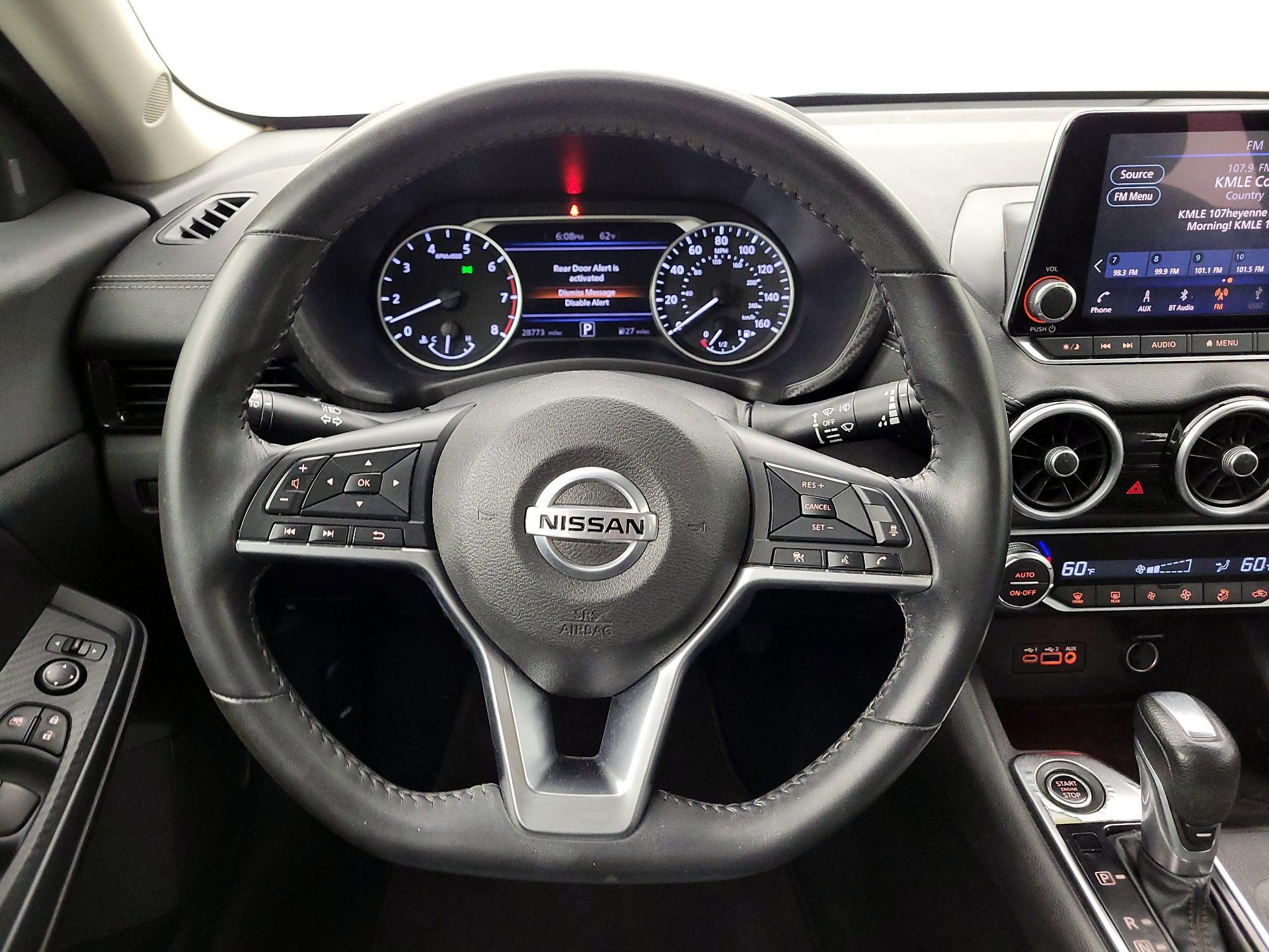 Thumbnail: 2021 Nissan Sentra - 10